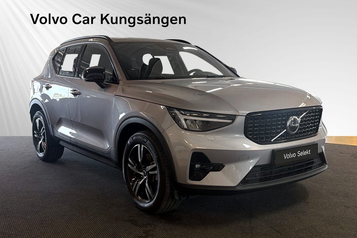 Volvo XC40 B4 FWD Bensin Plus Dark 2026, bild 6/10