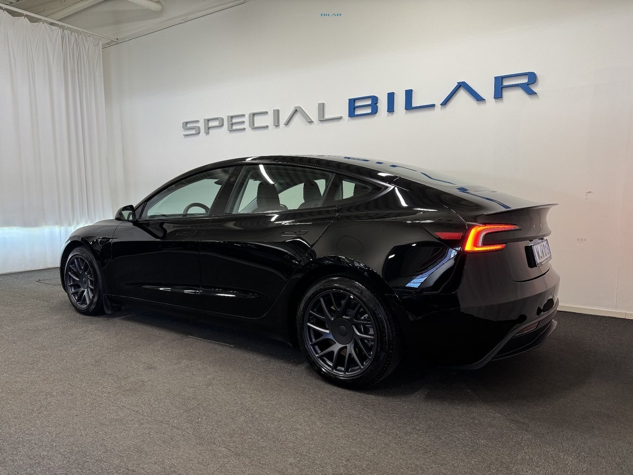 Tesla Model 3 2024, bild 3/10