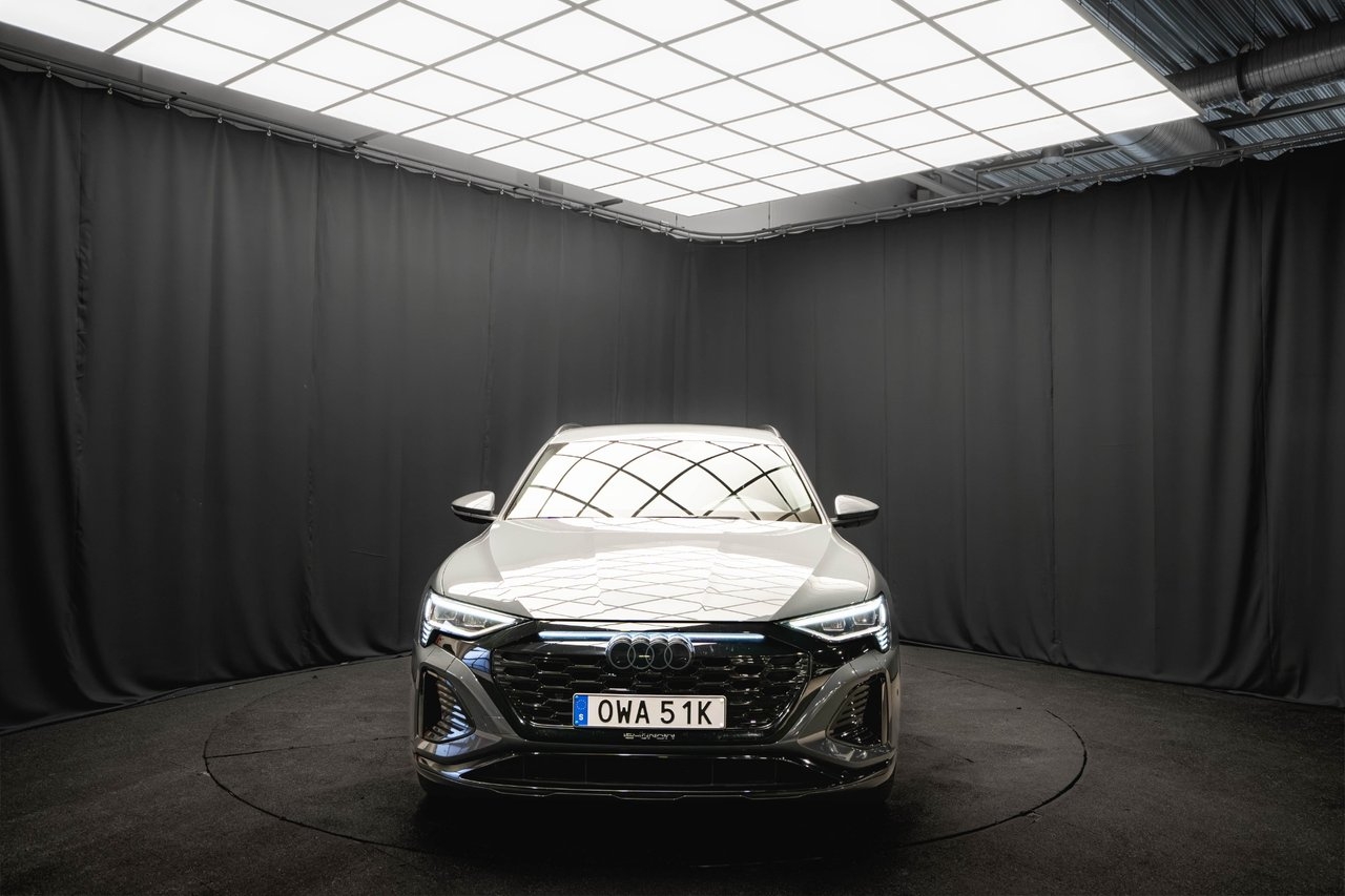 Audi Q8 e-tron 55 Q S-Line 21'' LUFT 2024, photo 4/10