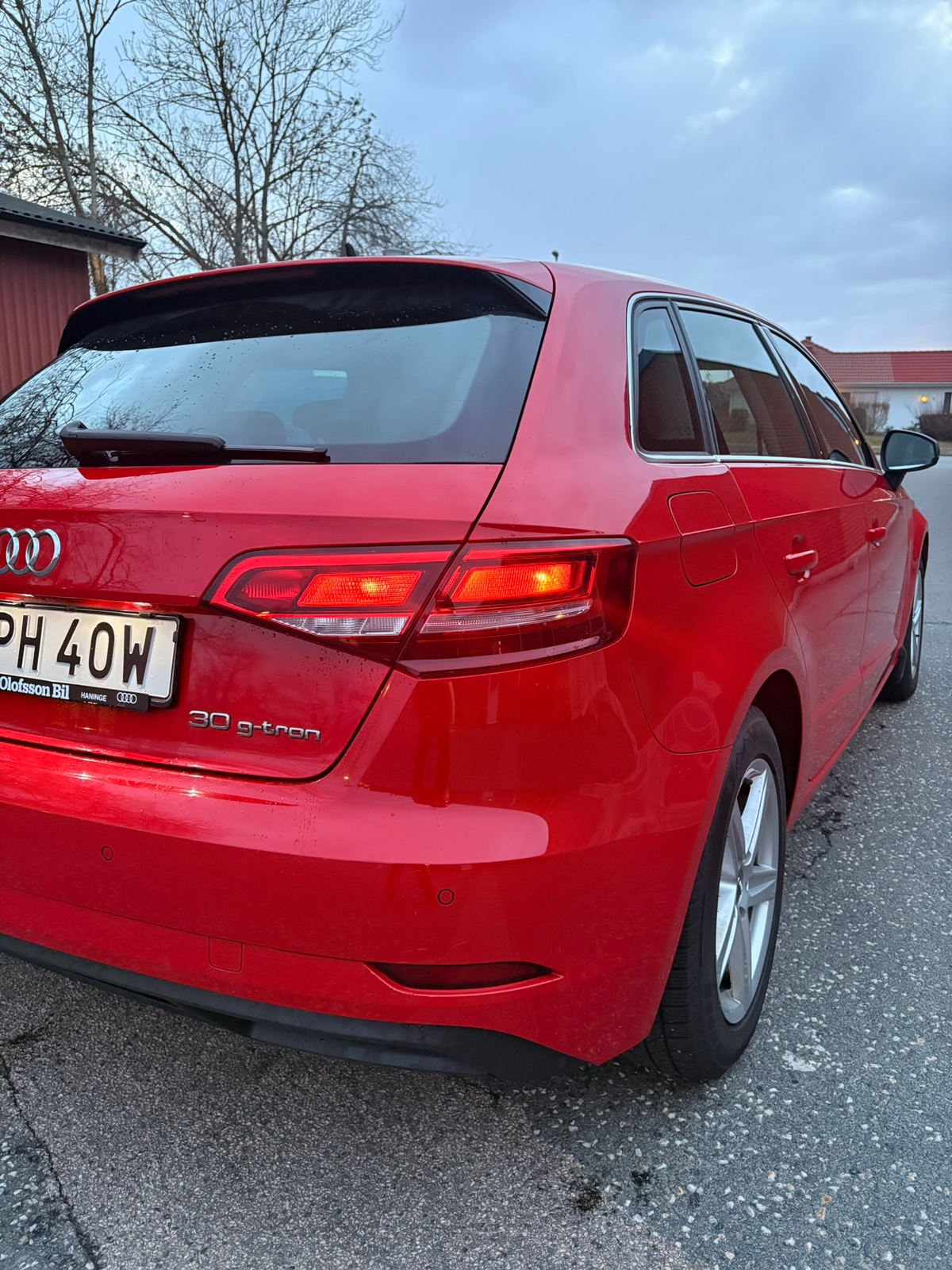 Audi A3 Sportback 30 g-tron S Tronic 2019, bild 2/5