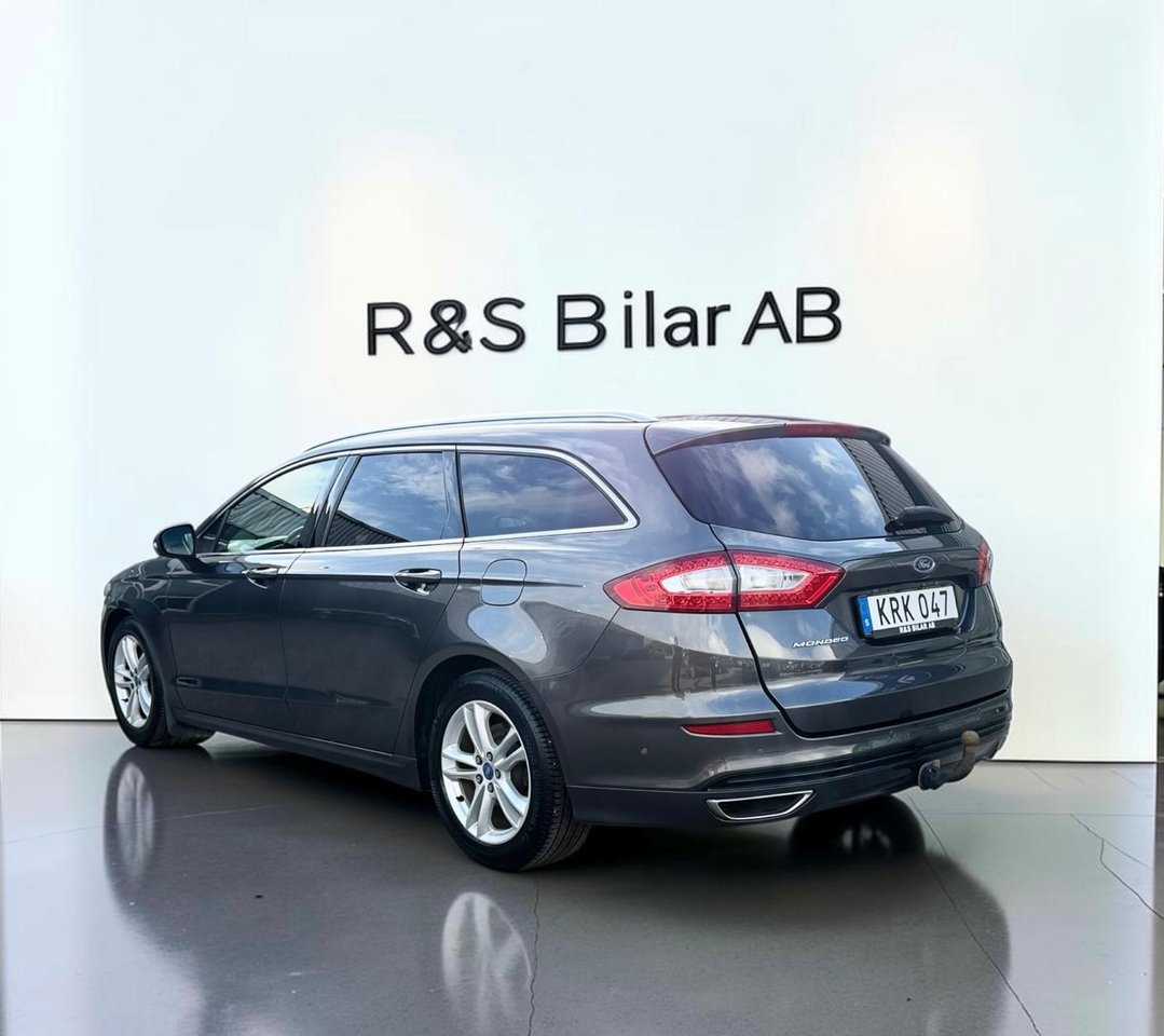 Ford Mondeo 2015, photo 4/10