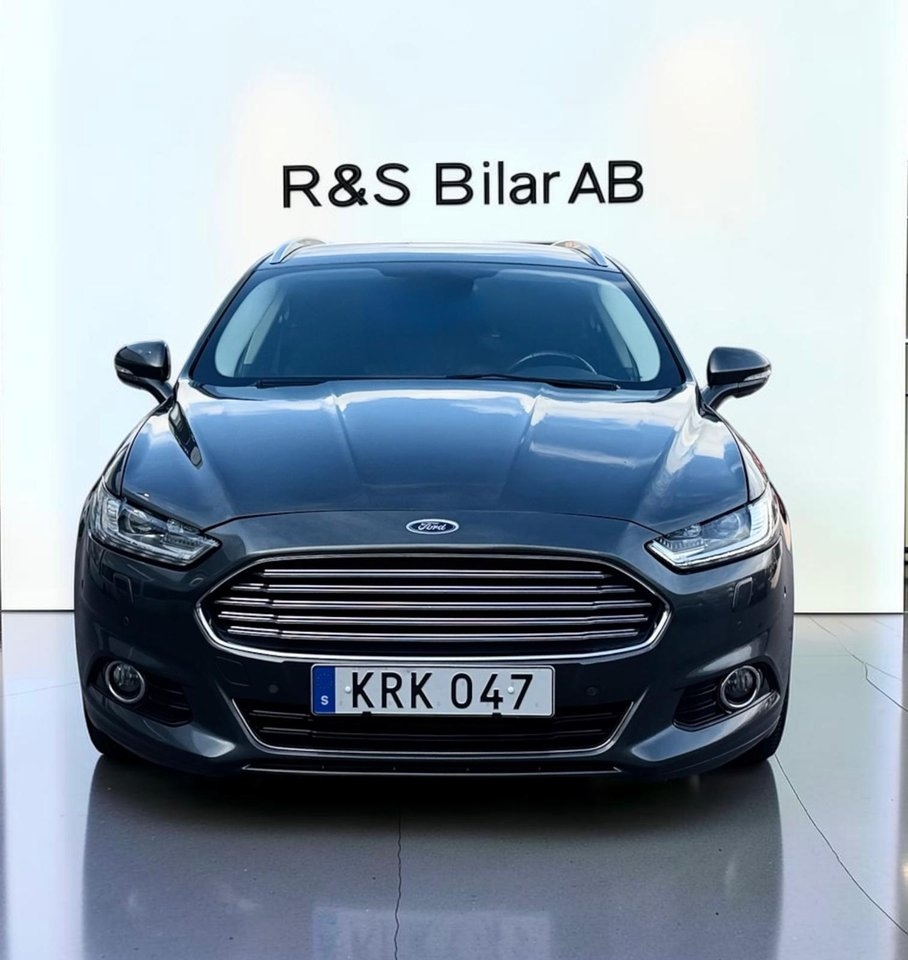 Ford Mondeo 2015, photo 2/10