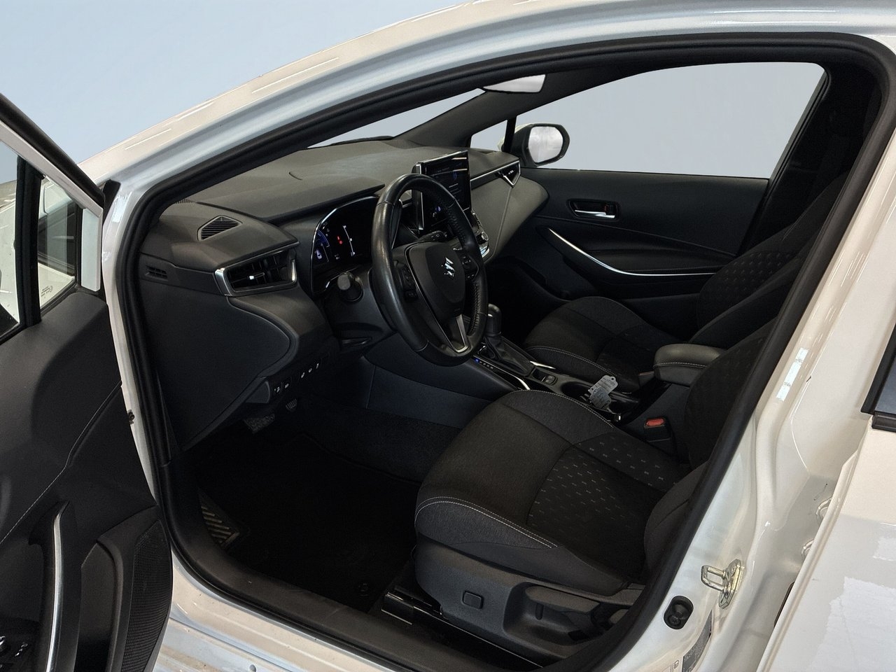Suzuki Swace 2024, kuva 7/10