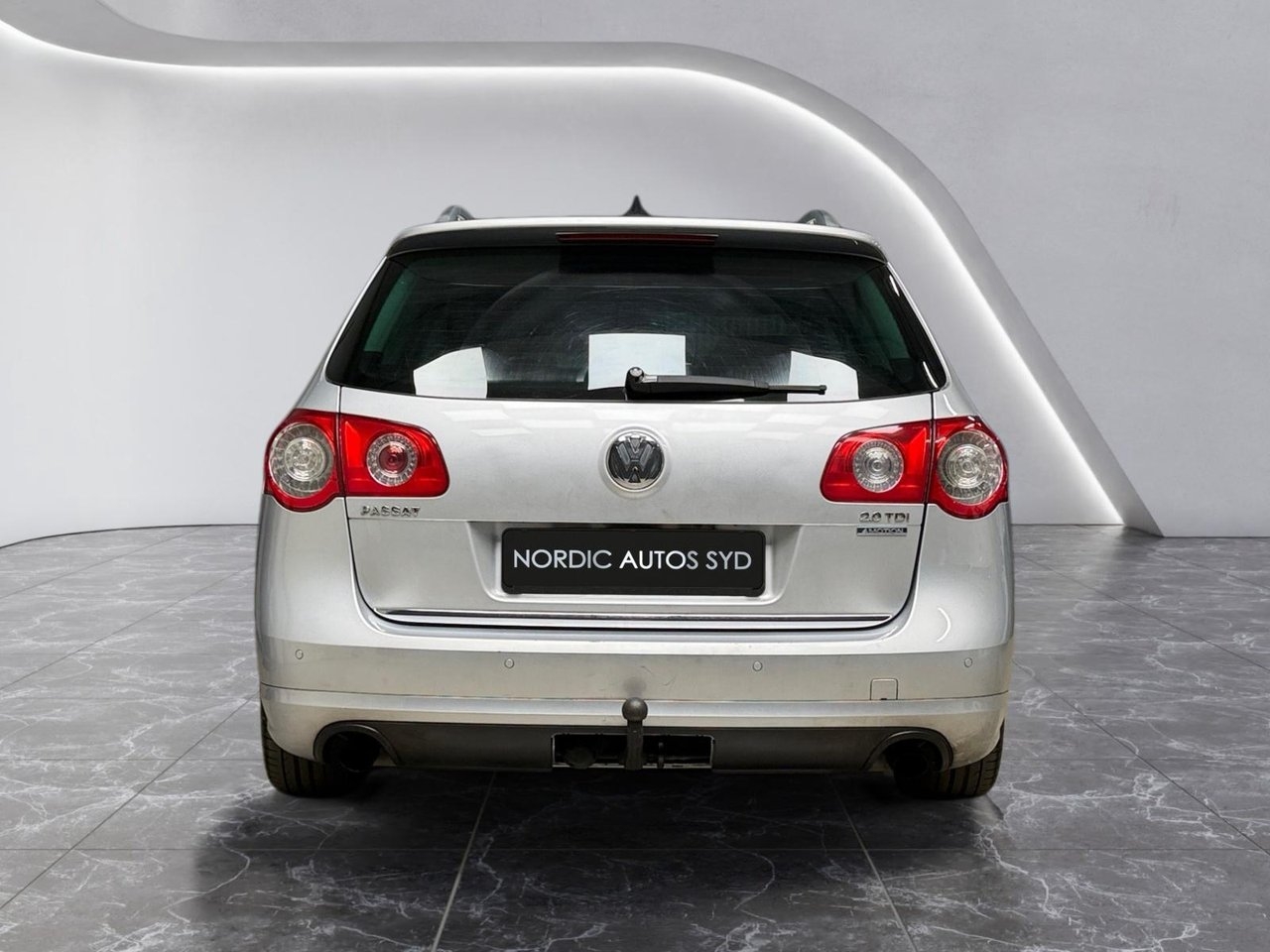 Volkswagen Passat 2010, bild 5/10
