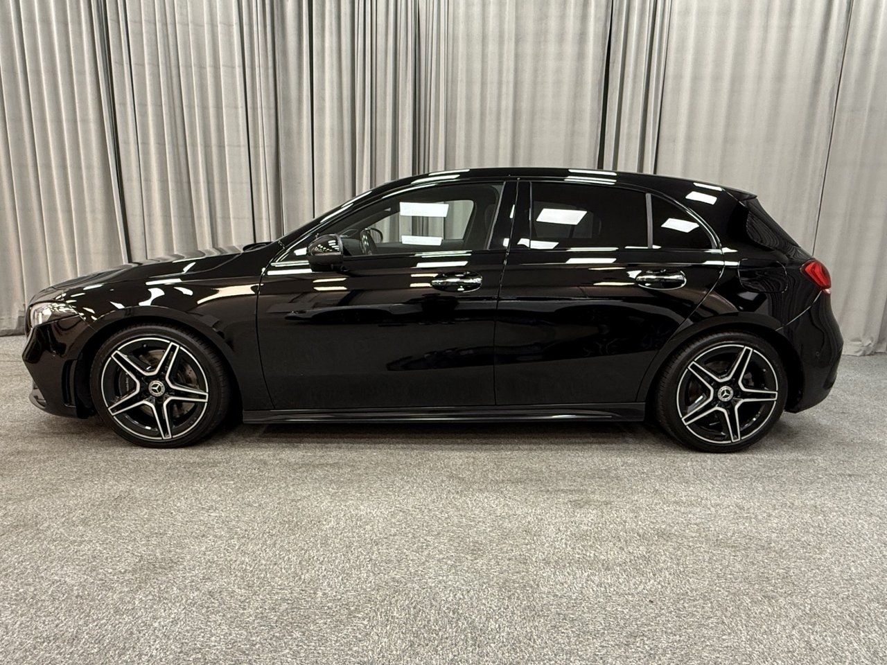 Mercedes-Benz A 2023, photo 2/10
