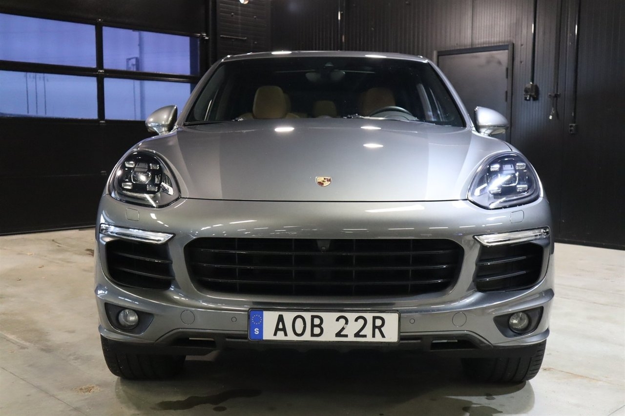 Porsche Cayenne S E-Hybrid (416hk) Pano 2017, bild 2/10
