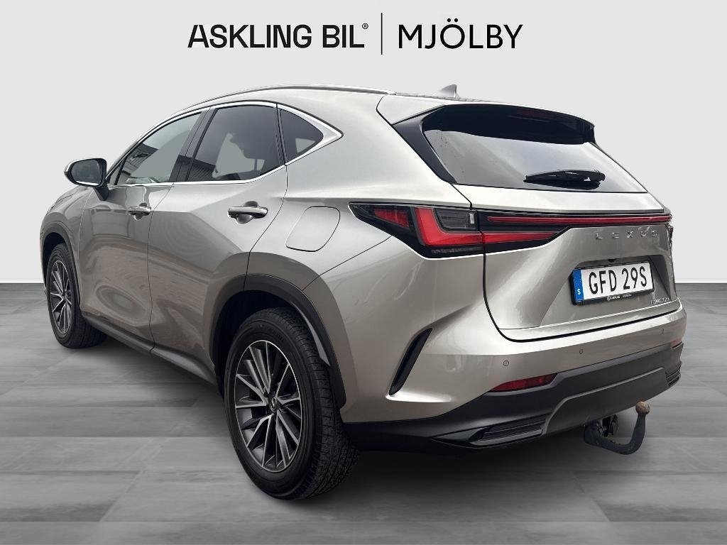 Lexus NX 450h+ Executive Teknikpaket 2023, kuva 2/10
