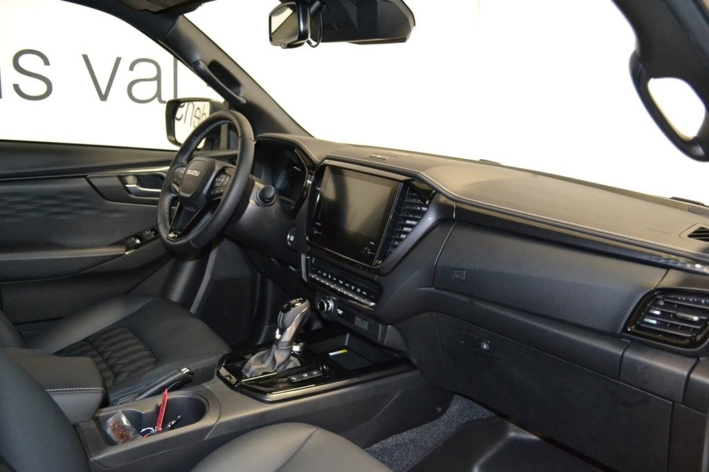 Isuzu D-max XRX DC AT CNG 2025, bild 6/10
