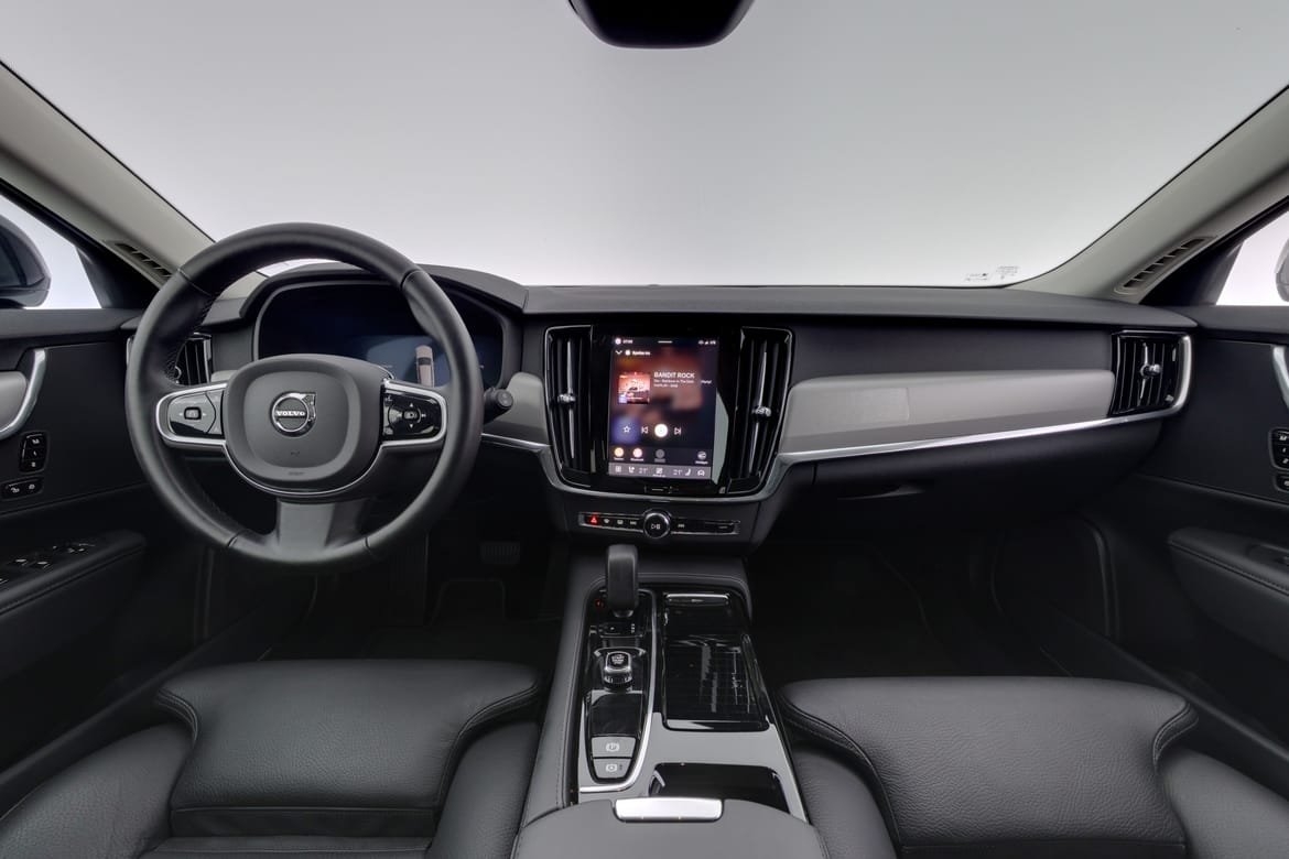 Volvo V90 T6 Plus Dark Edition 2025, photo 7/10