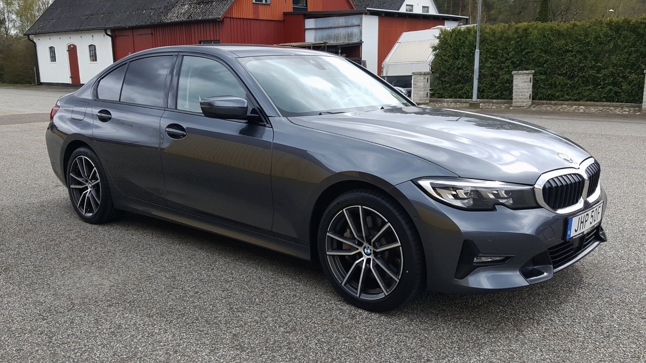 BMW 330 2020, kuva 6/10
