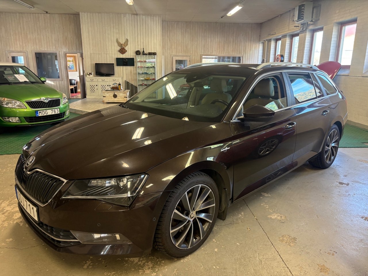 Skoda Superb 2017, bild 3/10