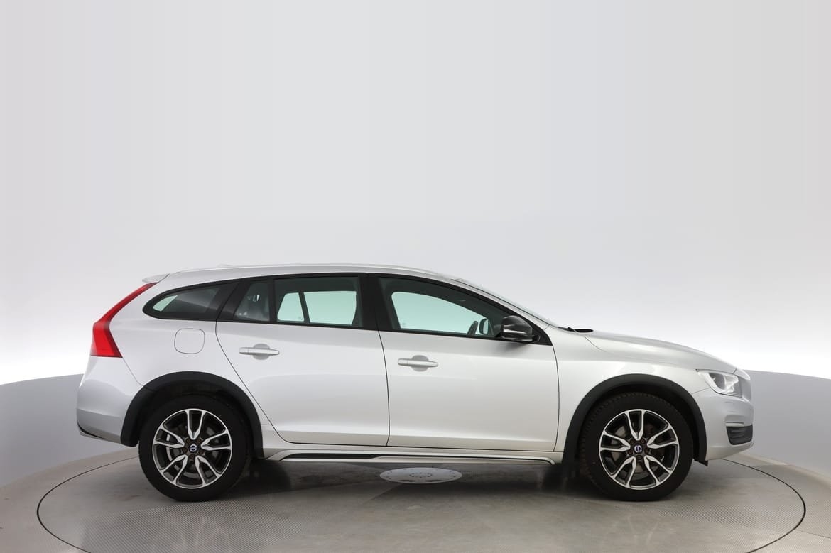 Volvo V60 Cross Country 2017, bild 5/10