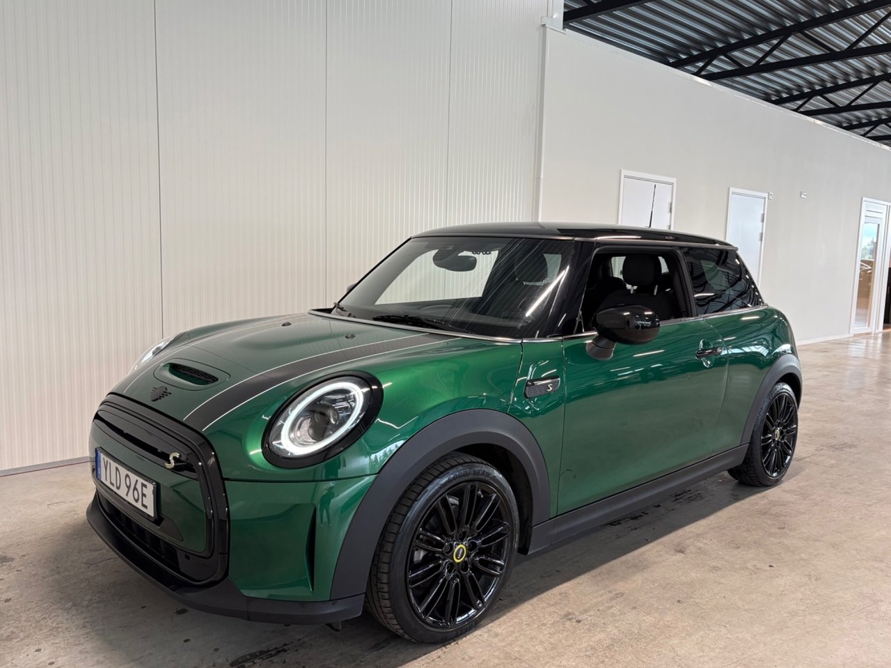 MINI Cooper SE SE Essential Värmepump 2023, kuva 4/10