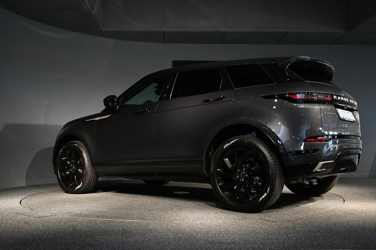 Land Rover Range Rover Evoque 2026, photo 4/31