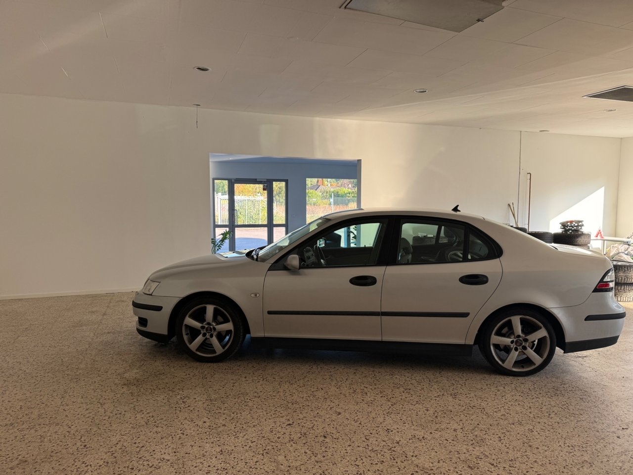 Saab 9-3 1.8t automat lågmil välvårdad 2005, kuva 5/6
