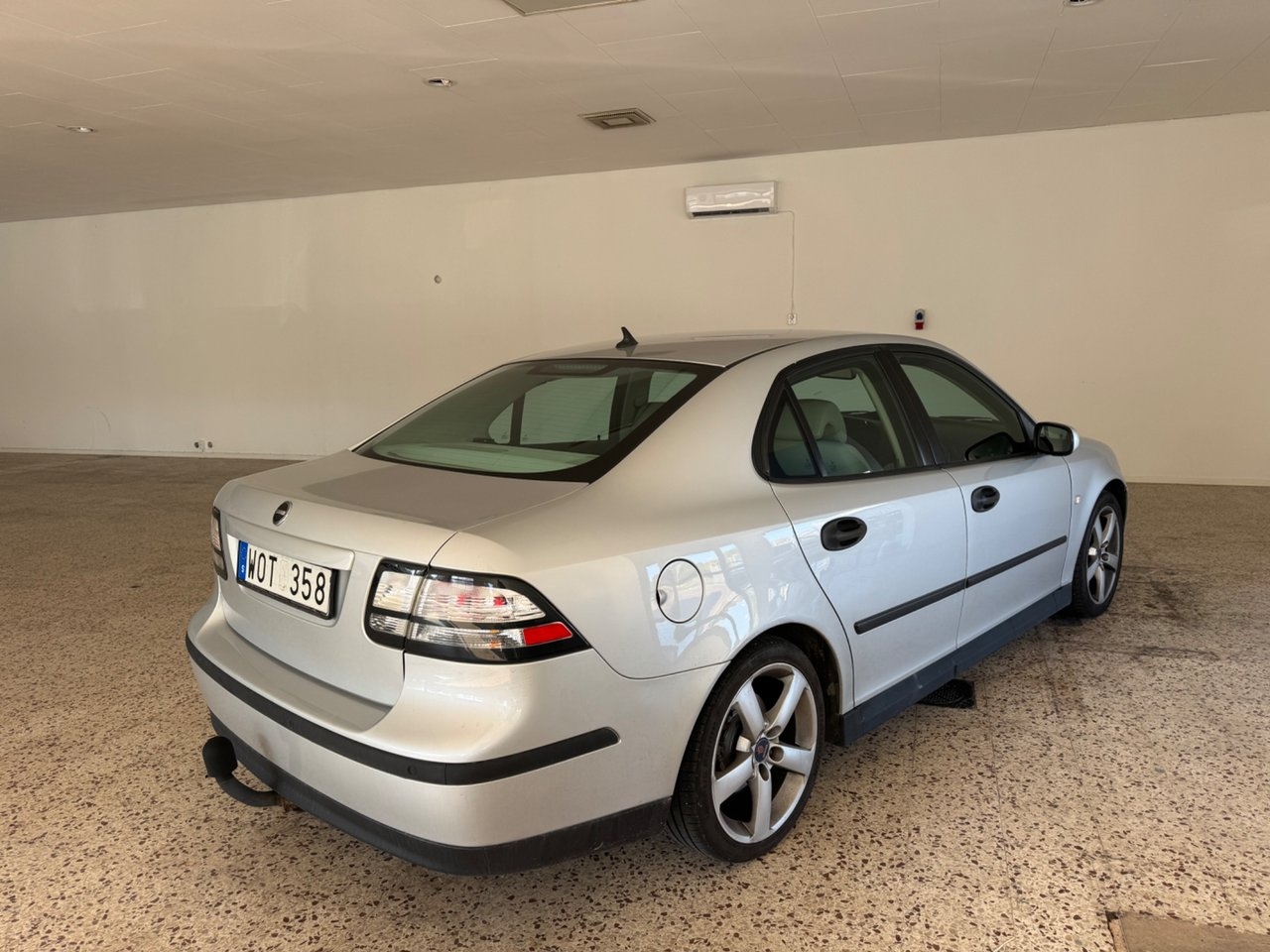 Saab 9-3 1.8t automat lågmil välvårdad 2005, kuva 3/6