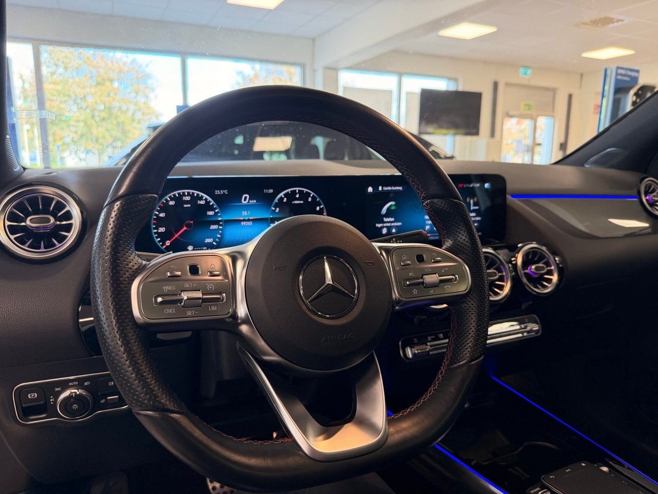 Mercedes-Benz GLA 200 AMG line 2021, photo 5/10