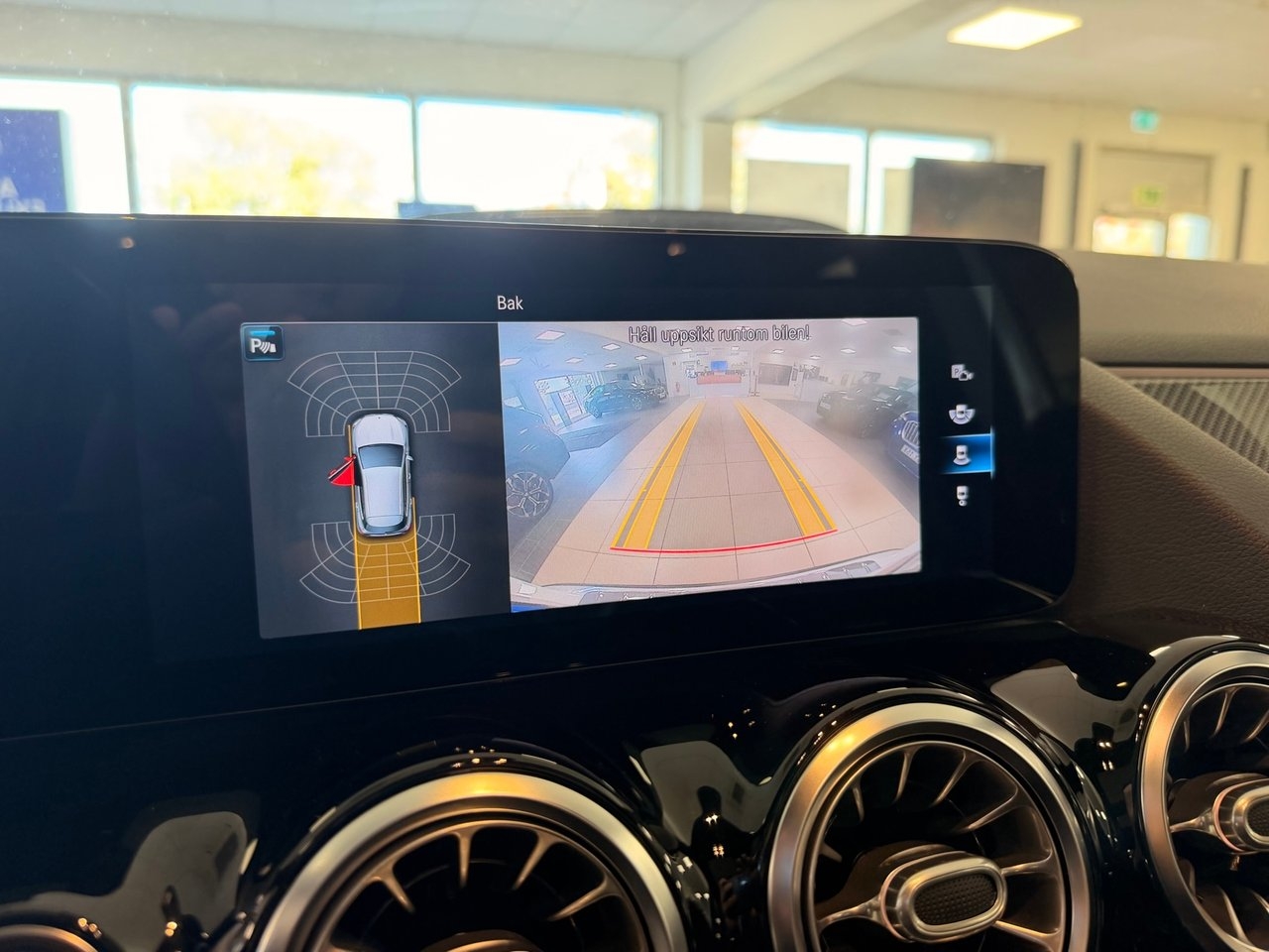 Mercedes-Benz GLA 200 AMG line 2021, photo 6/10