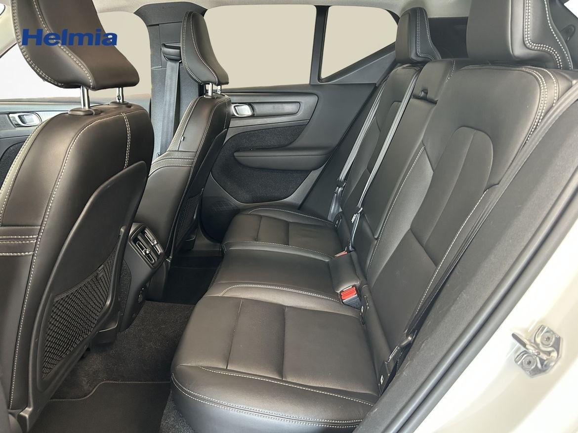 Volvo XC40 D3 AWD Momentum Pro Edition 2019, bild 6/10