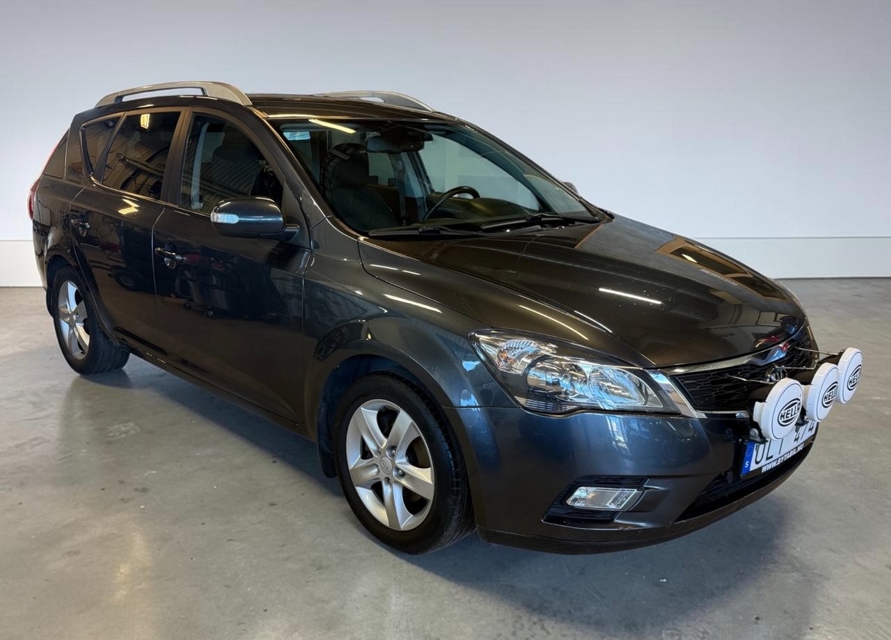 Kia Ceed cee'd_sw 1.6 CRDi ECO Euro 5 2011, bild 2/10