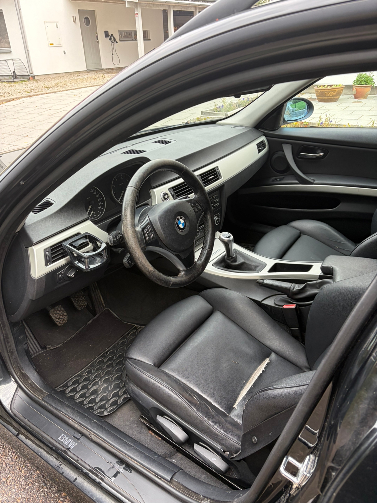 BMW 318 i e91, A-traktor 2007, bild 6/7