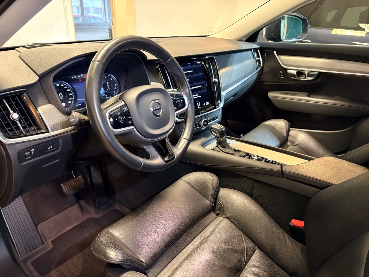 Volvo V90 Cross Country 2020, kuva 5/10
