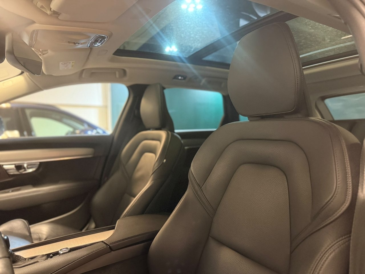 Volvo V90 Cross Country 2020, kuva 6/10