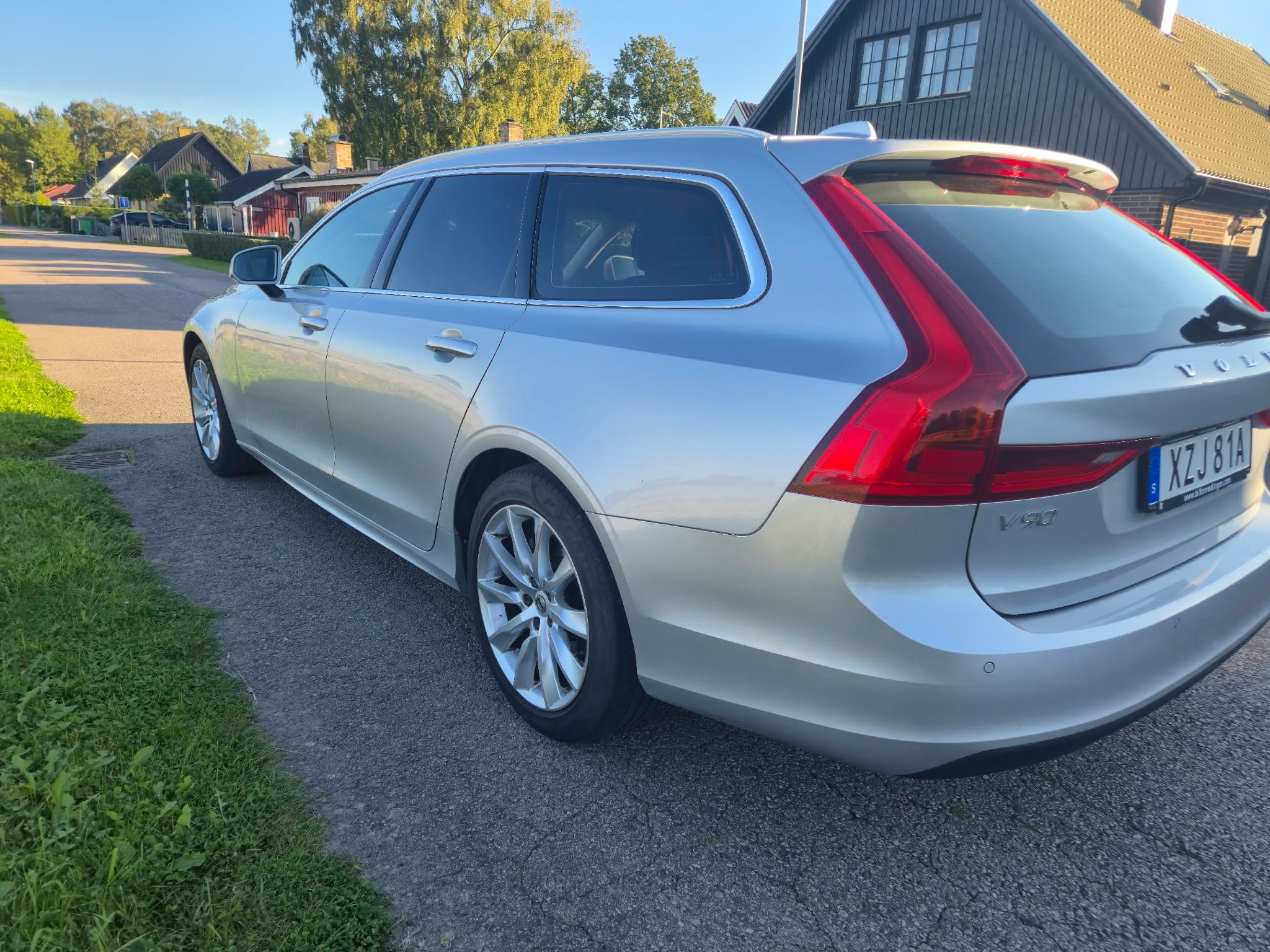 Volvo V90 D3 Manuell 2020, bild 4/10