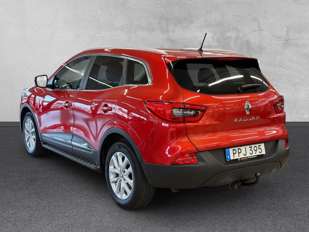Renault Kadjar 1.2 TCe LIMITED Drag 2017, bild 3/10