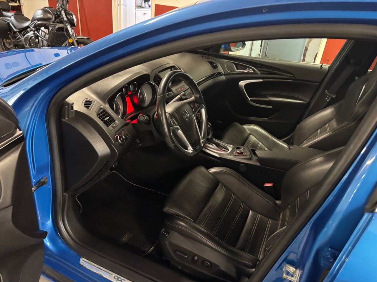 Opel Insignia 2012, bild 5/8