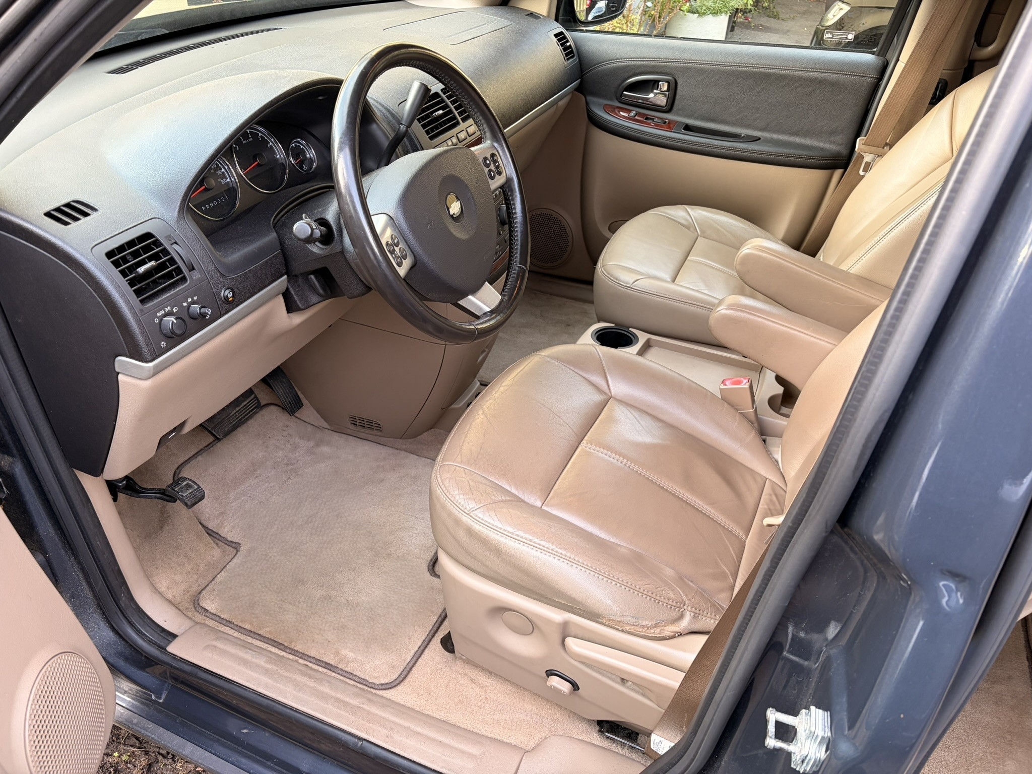 Chevrolet Uplander 2008, photo 2/10