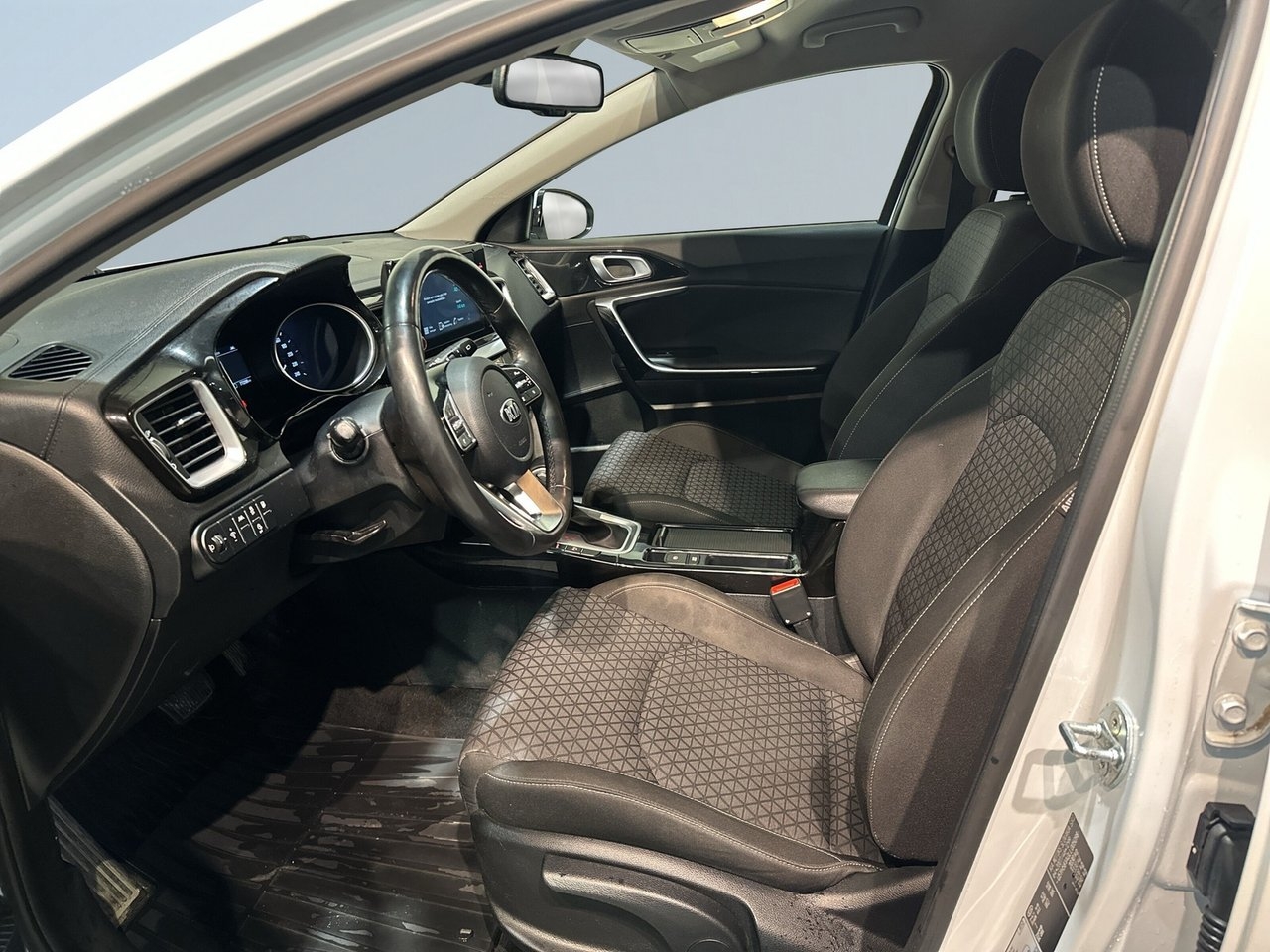 Kia Ceed 2020, bild 7/10
