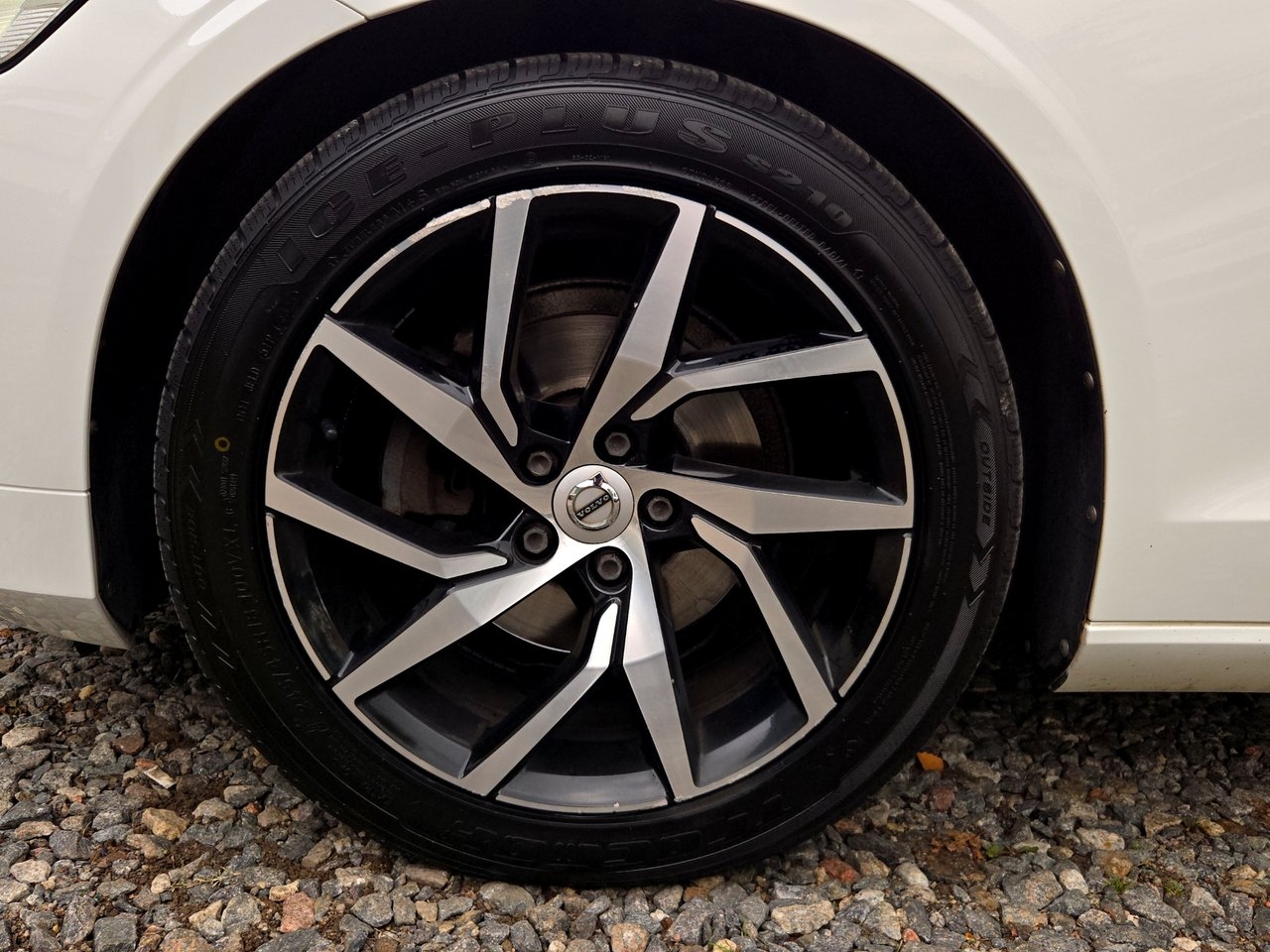 Volvo V60 2020, bild 2/10