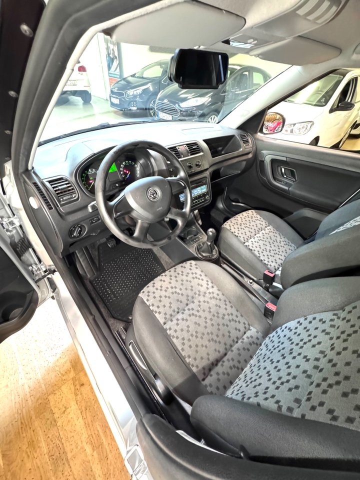 Skoda Praktik 1,2 TDI 2014, bild 6/10