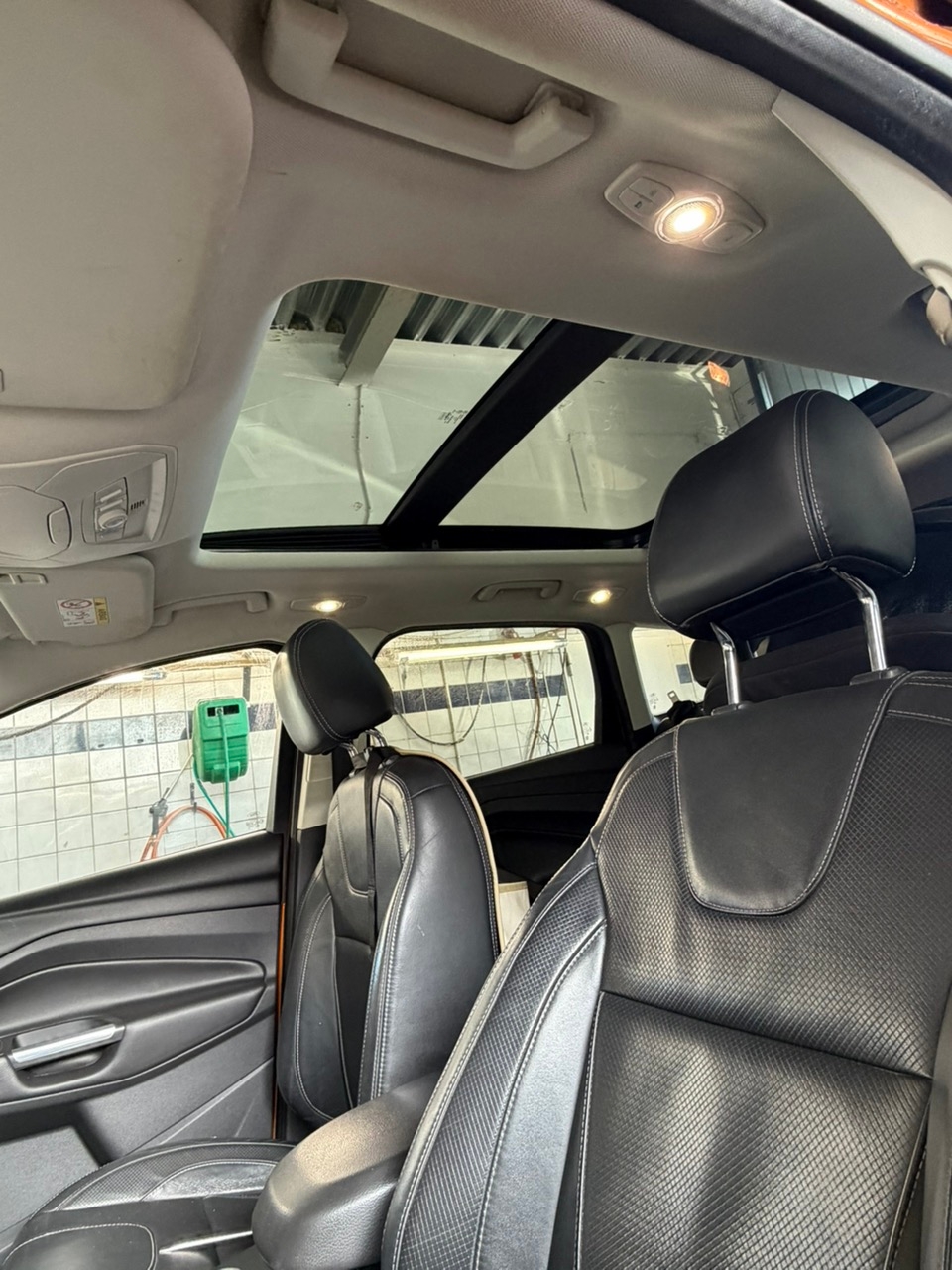 Ford Kuga 2.0 TDCi AWD Powershift 2016, bild 5/9