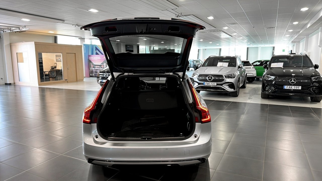 Volvo V90 B4 Geartronic R-Design 2021, bild 5/9