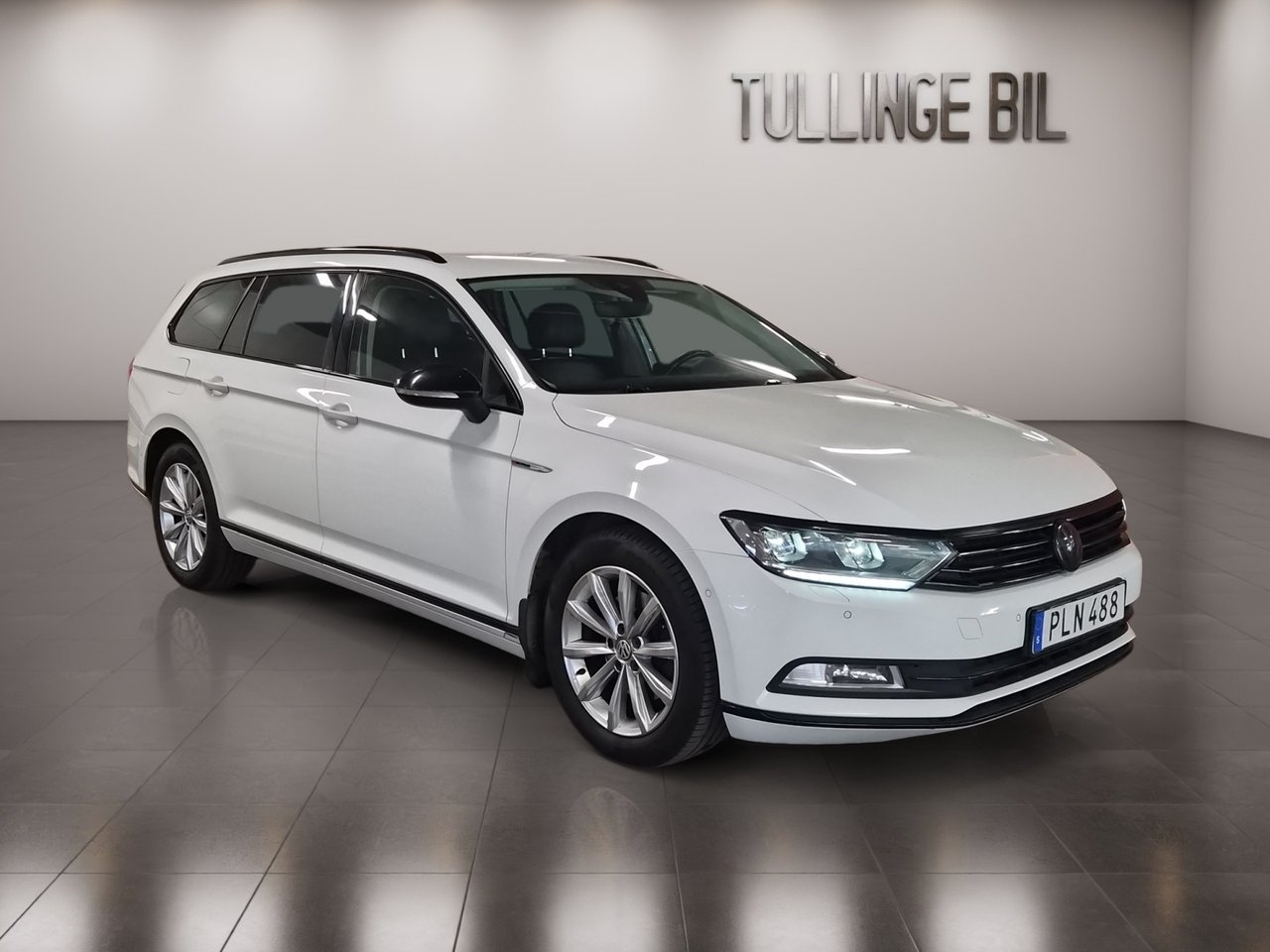 Volkswagen Passat 2018, bild 7/10