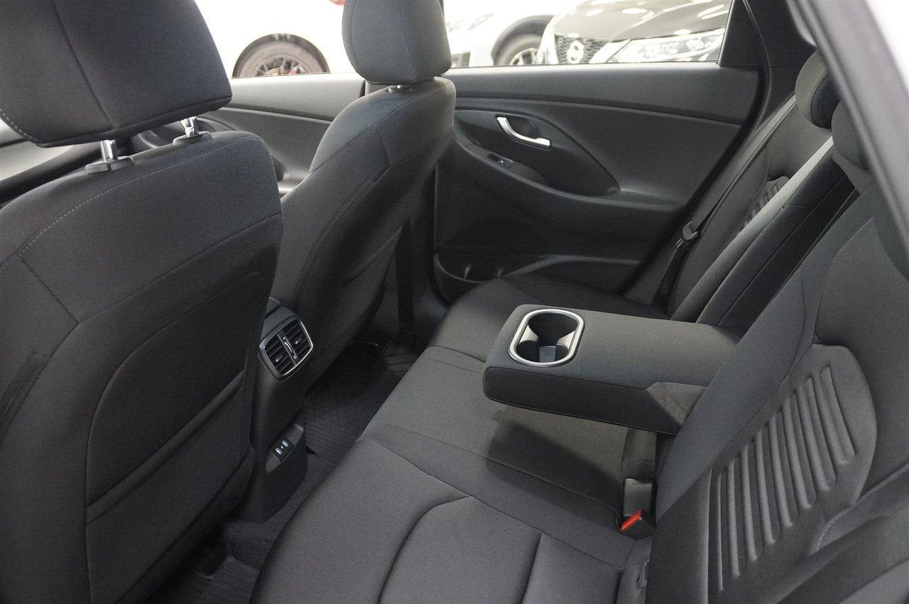 Hyundai i30 2025, bild 5/10