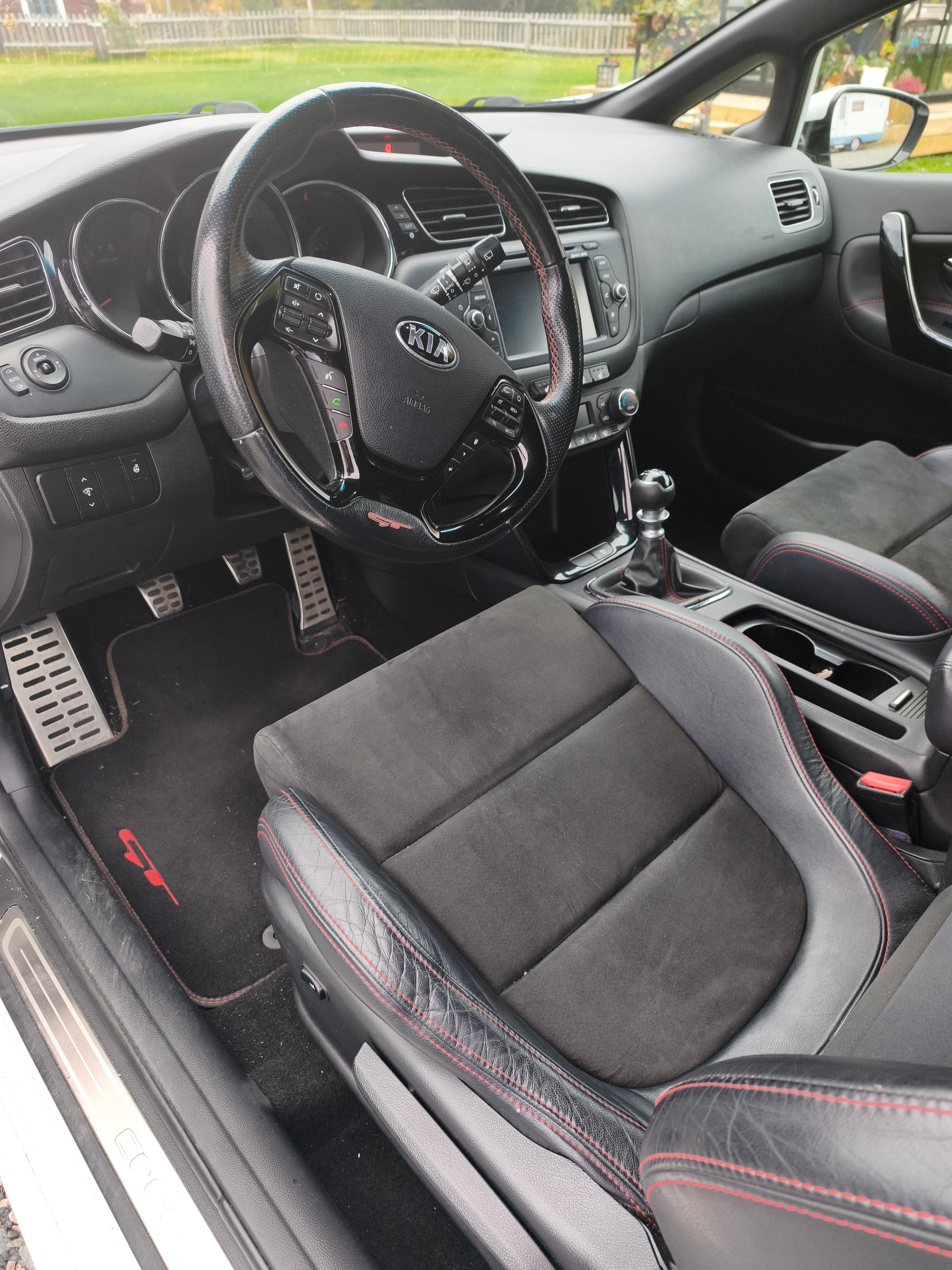 Kia ProCeed pro_ceed GT 1.6 GDI Manuell 2014, kuva 3/3