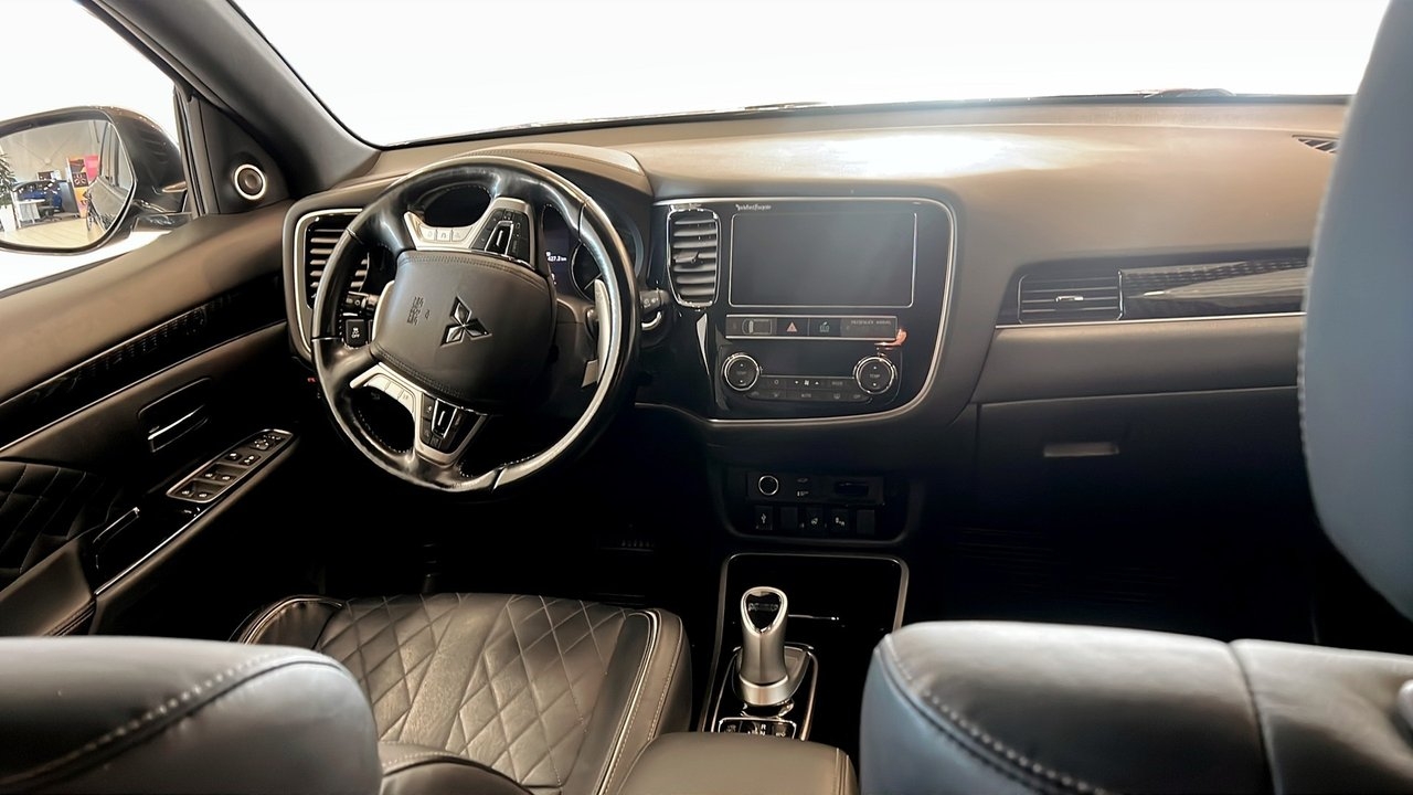 Mitsubishi Outlander 2019, bild 4/10