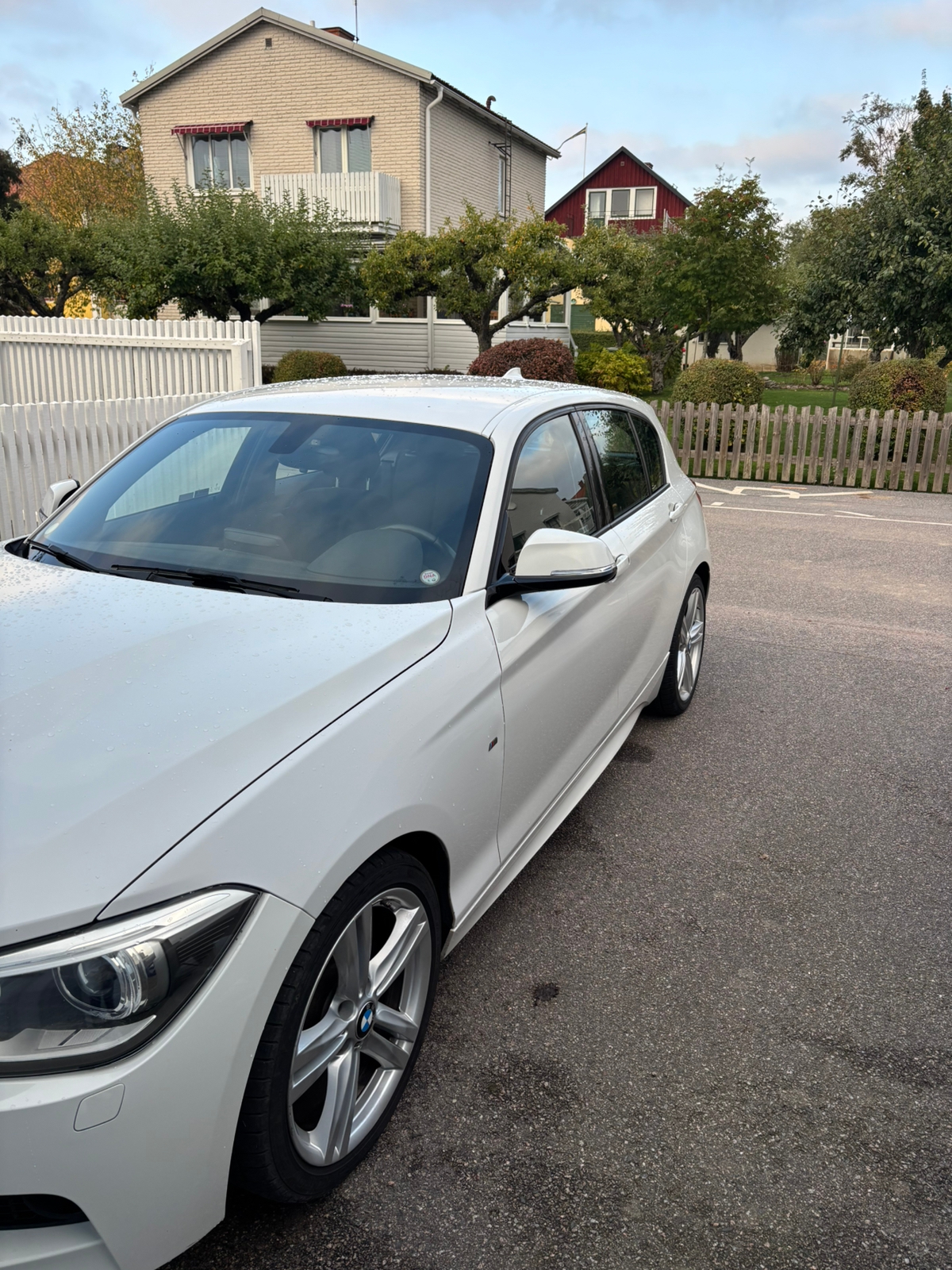 BMW 116 i 5-dörrars Manuell 2015, kuva 4/8