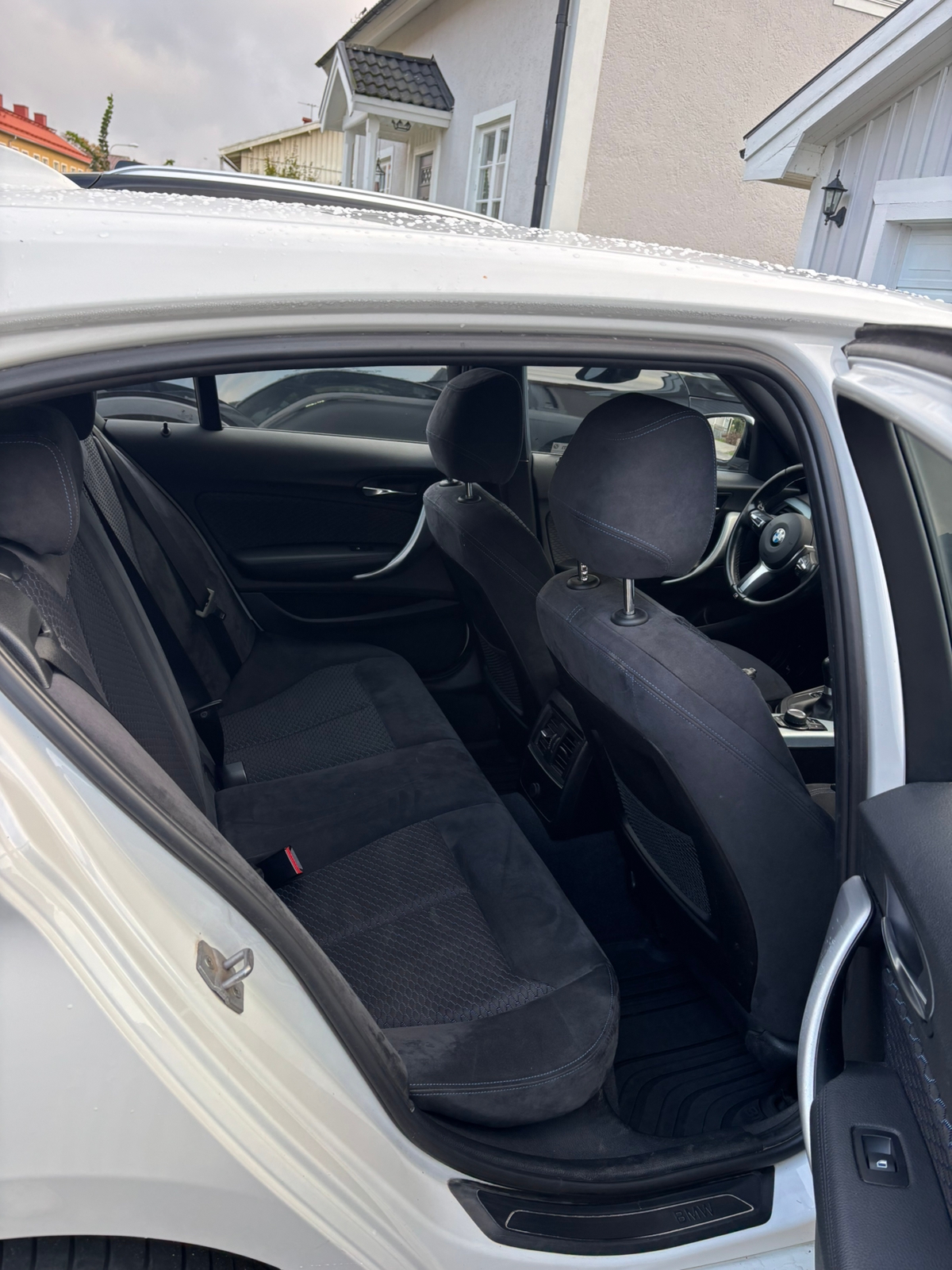 BMW 116 i 5-dörrars Manuell 2015, kuva 6/8
