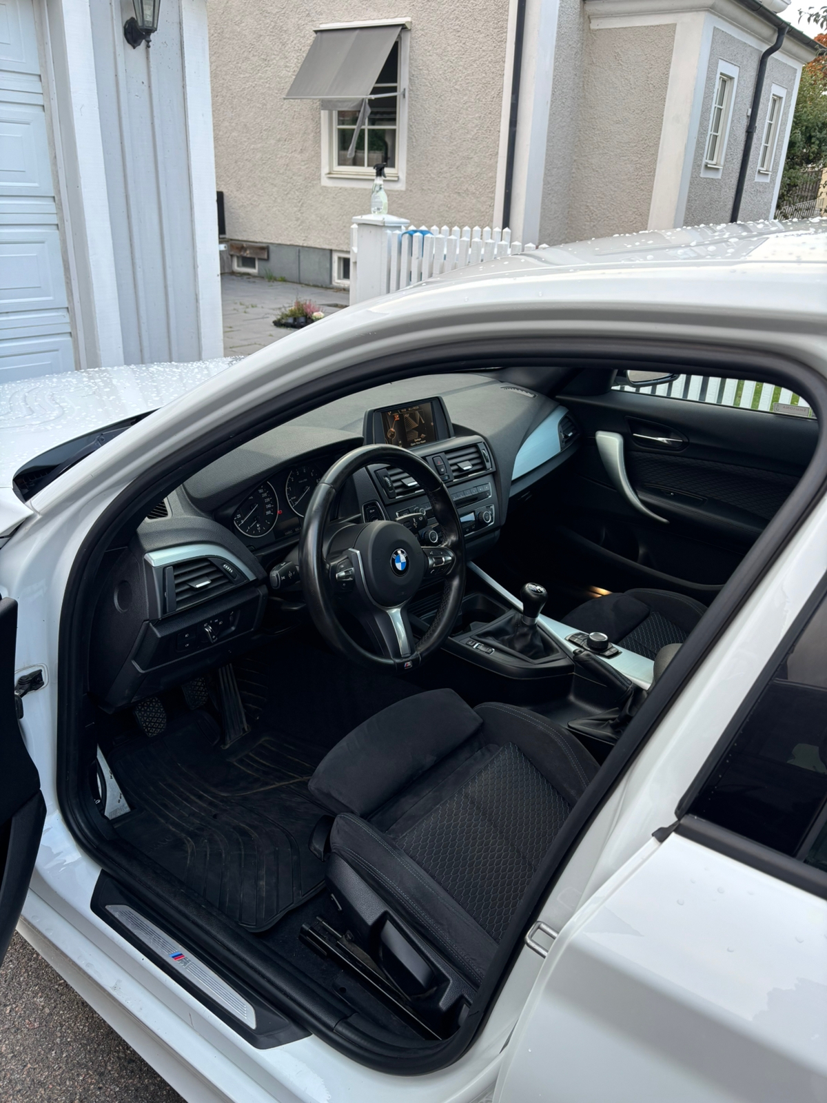 BMW 116 i 5-dörrars Manuell 2015, kuva 5/8