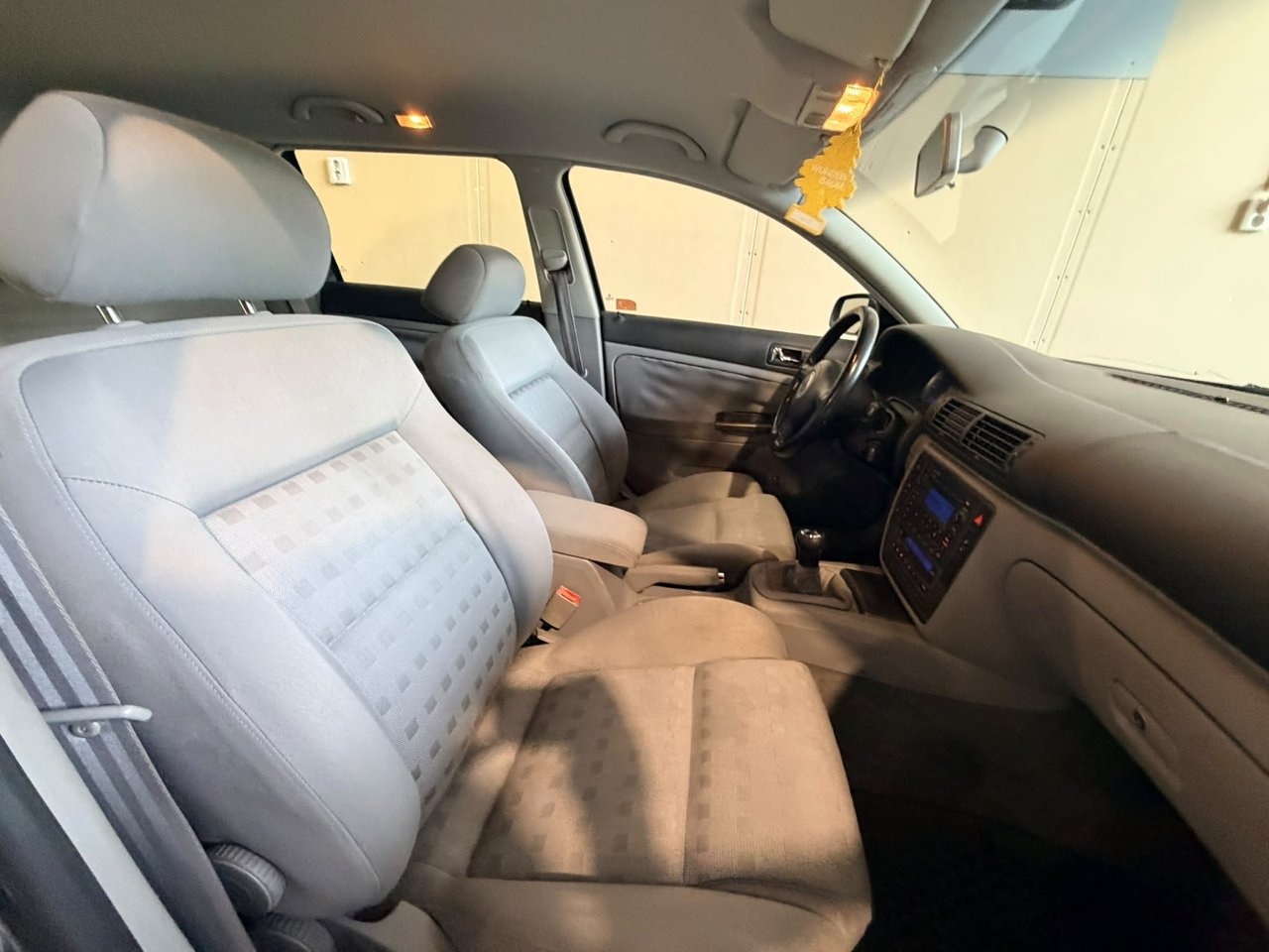 Volkswagen Passat 2003, bild 7/10