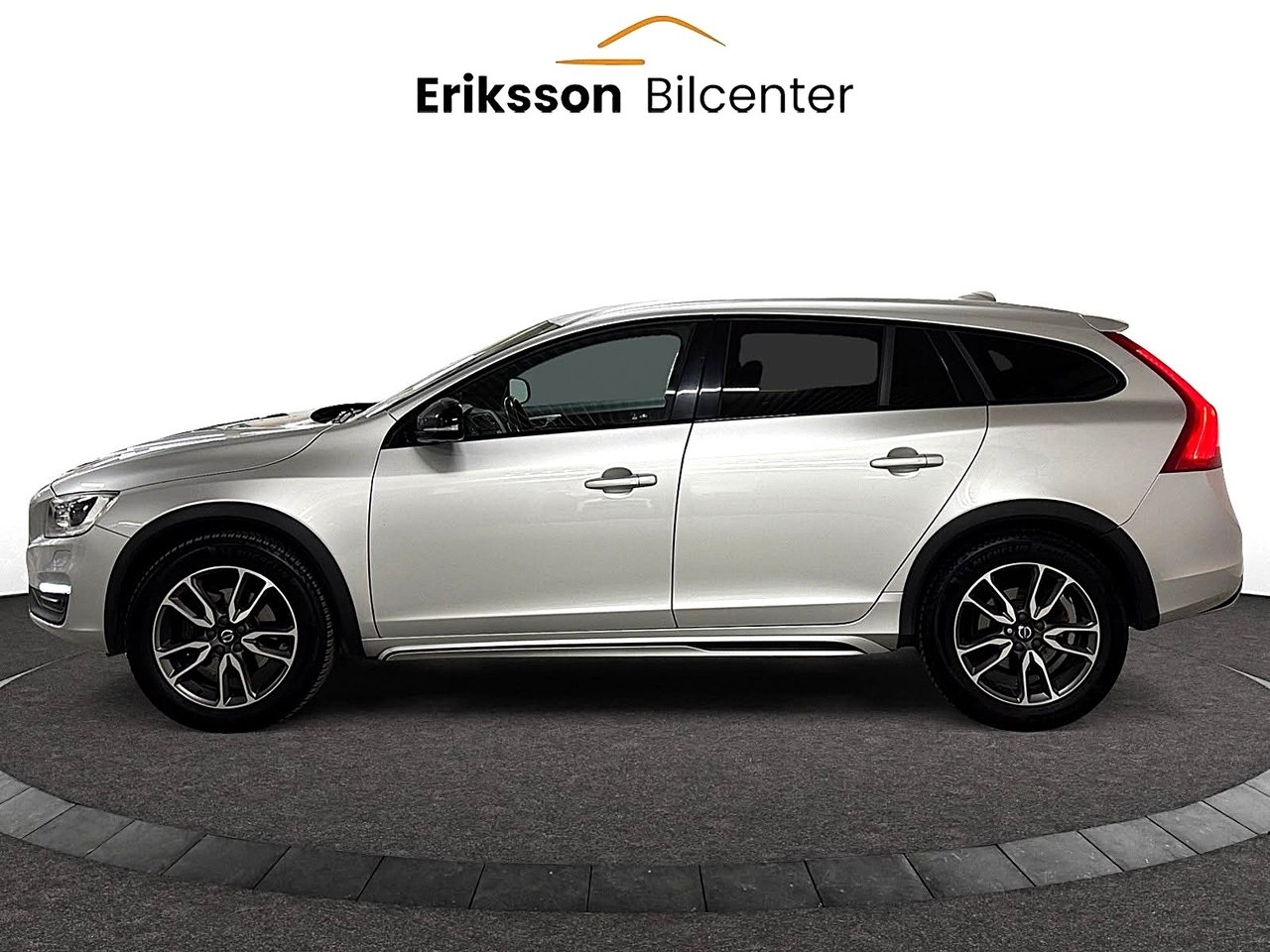 Volvo V60 Cross Country 2018, bild 7/10
