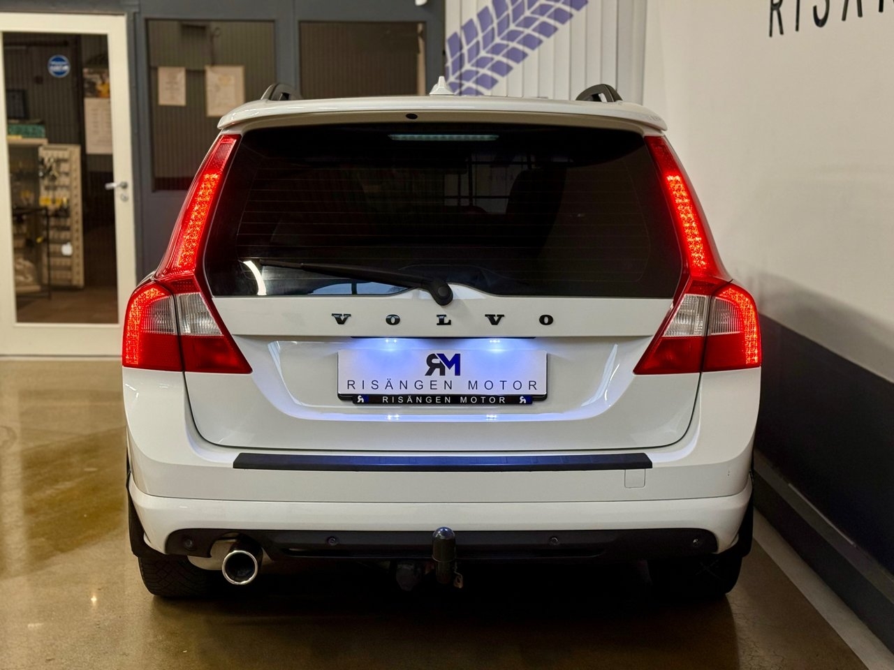Volvo V70 2012, photo 7/10