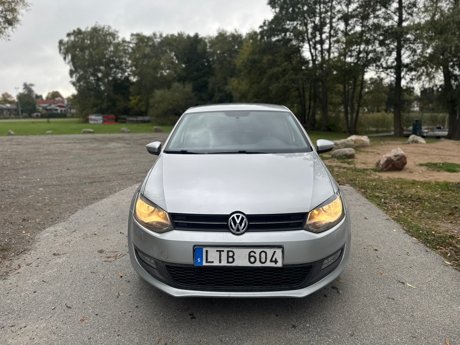 Volkswagen Polo 2011, bild 2/10
