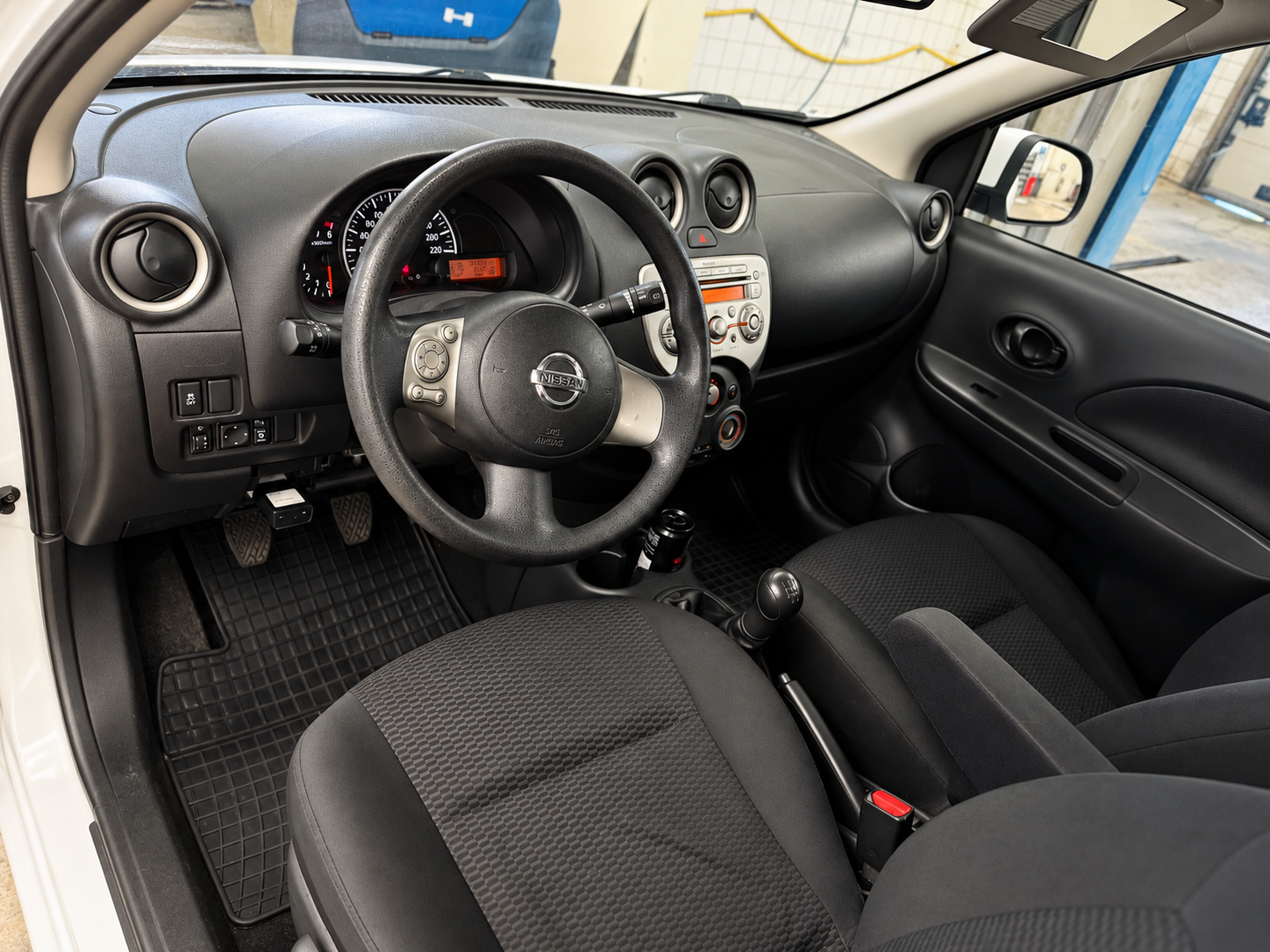 Nissan Micra 1.2 Manuell 2012, bild 4/6