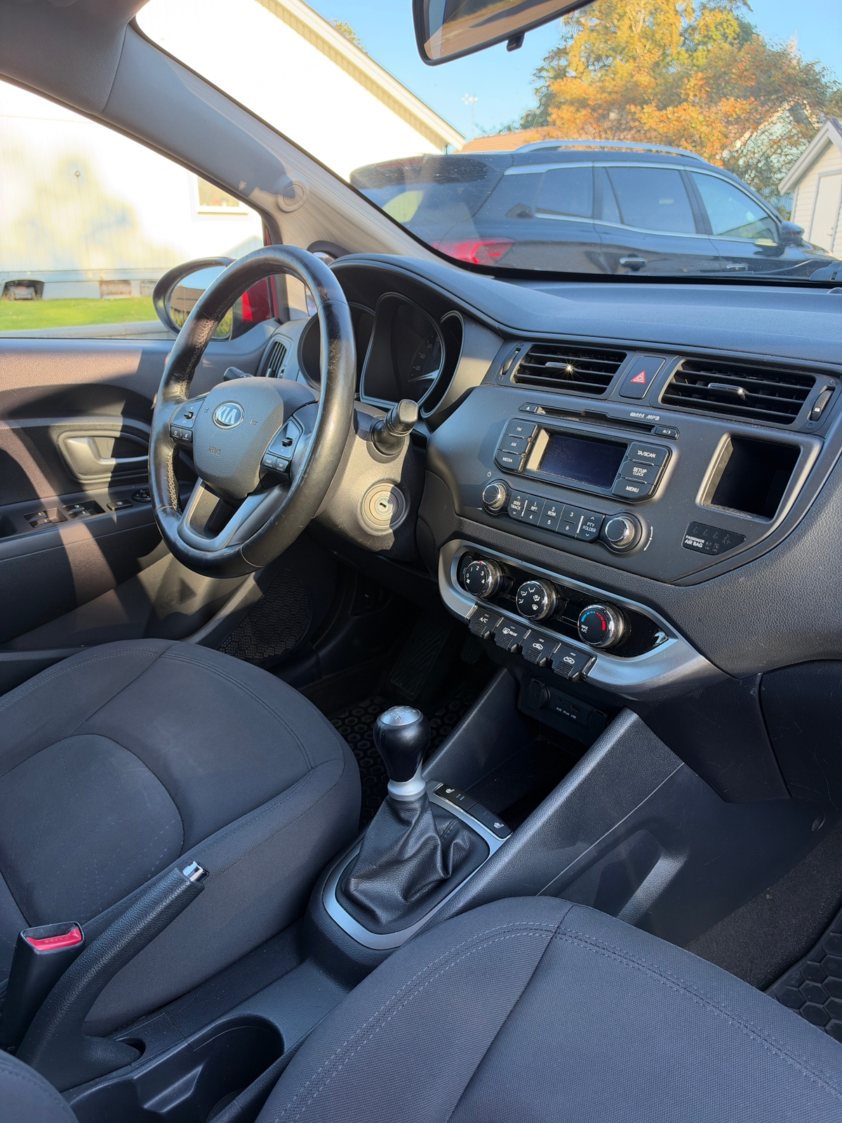 Kia Rio 5-dörrar 1.2 CVVT Manuell 2014, bild 5/10