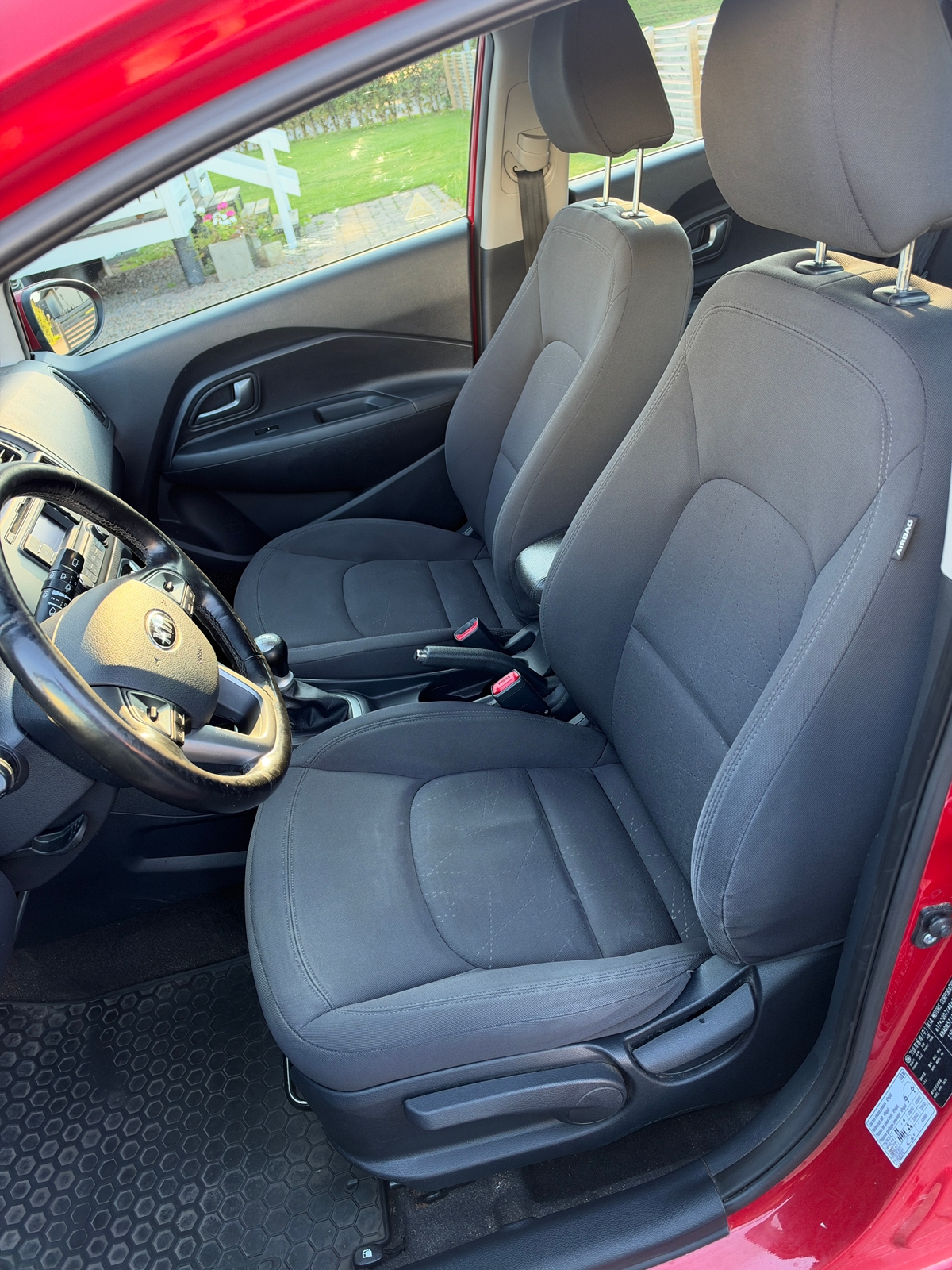 Kia Rio 5-dörrar 1.2 CVVT Manuell 2014, bild 6/10